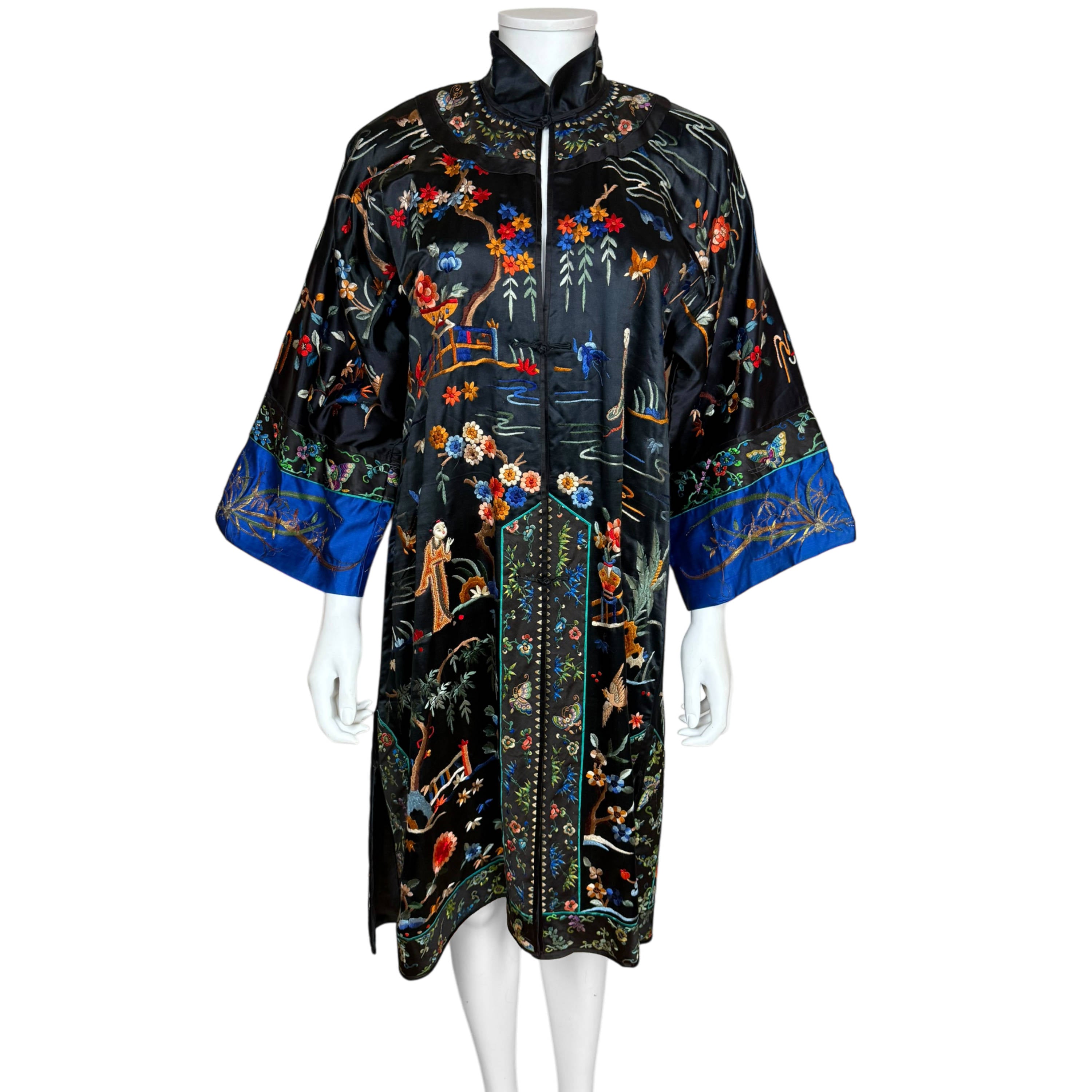 vintage chinese silk dressing gown Vintage Chinese Silk Dressing Gown, hand embroidery, med