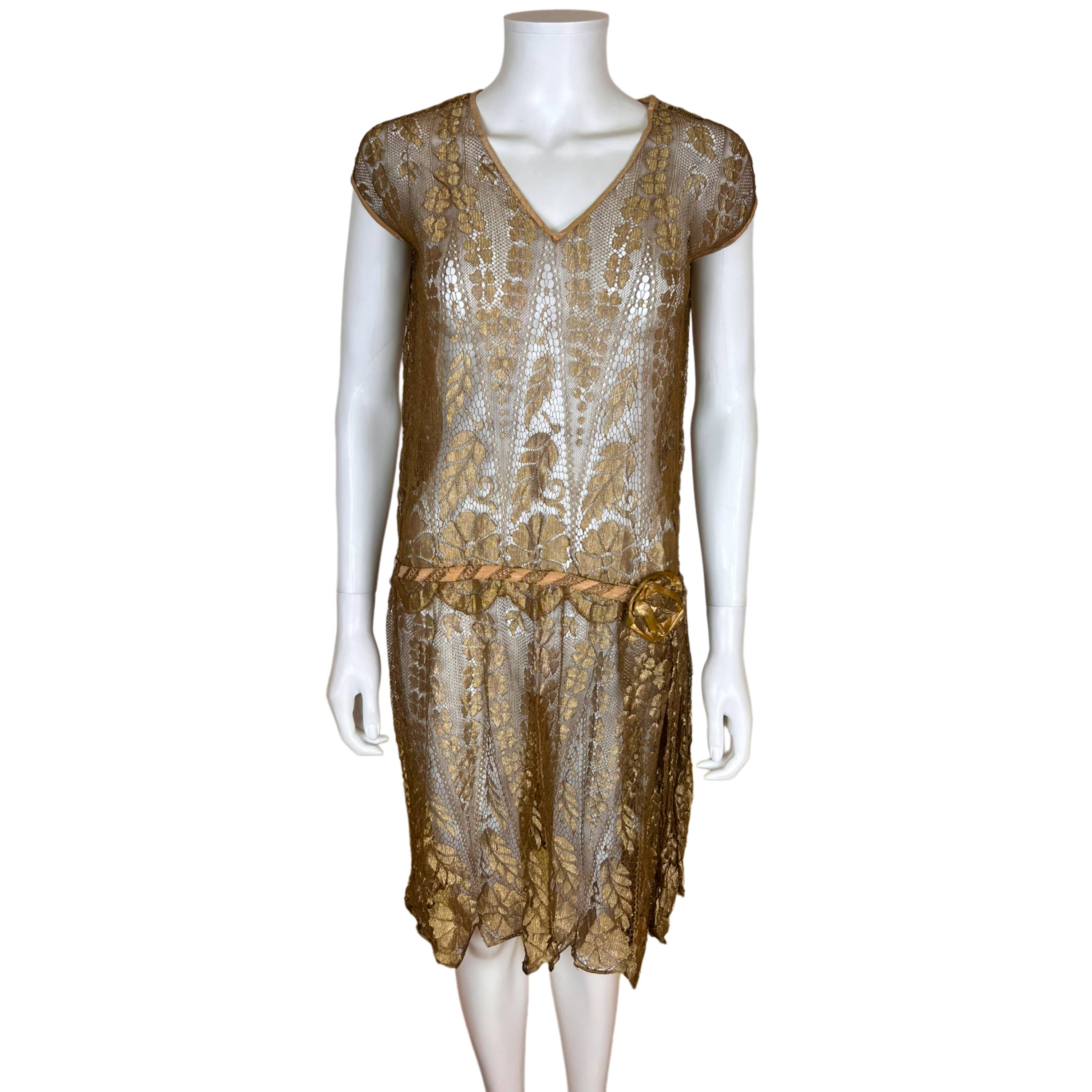 Reserved Vintage 1920s Flapper Dress Gold Metallic Lace Size M Reserved Vintage 1920s Flapper Dress Gold Metallic Lace Size M