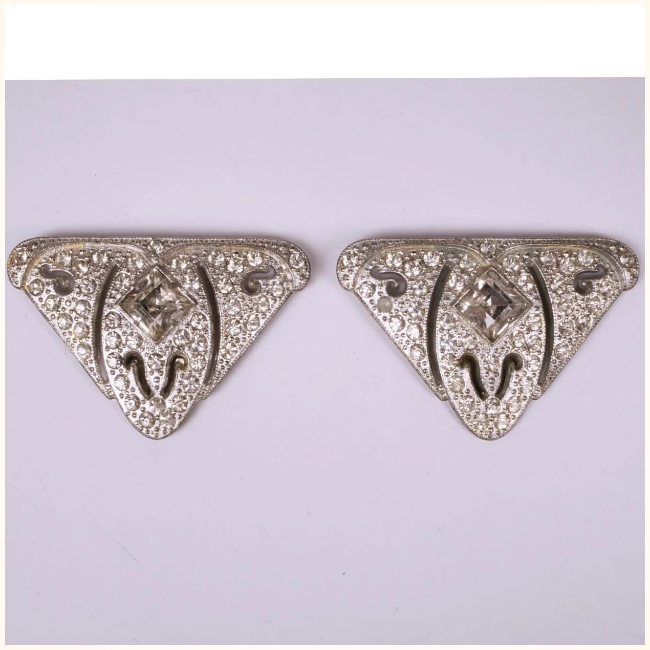 Vintage 1930s Art Deco Rhinestone Dress Clips Pair Vintage 1930s Art Deco Rhinestone Dress Clips Pair