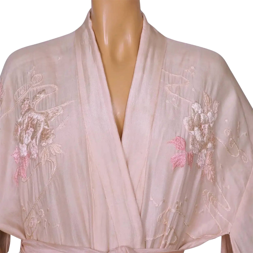 Vintage Japanese Silk Kimono Floral Embroidery Robe Size M L