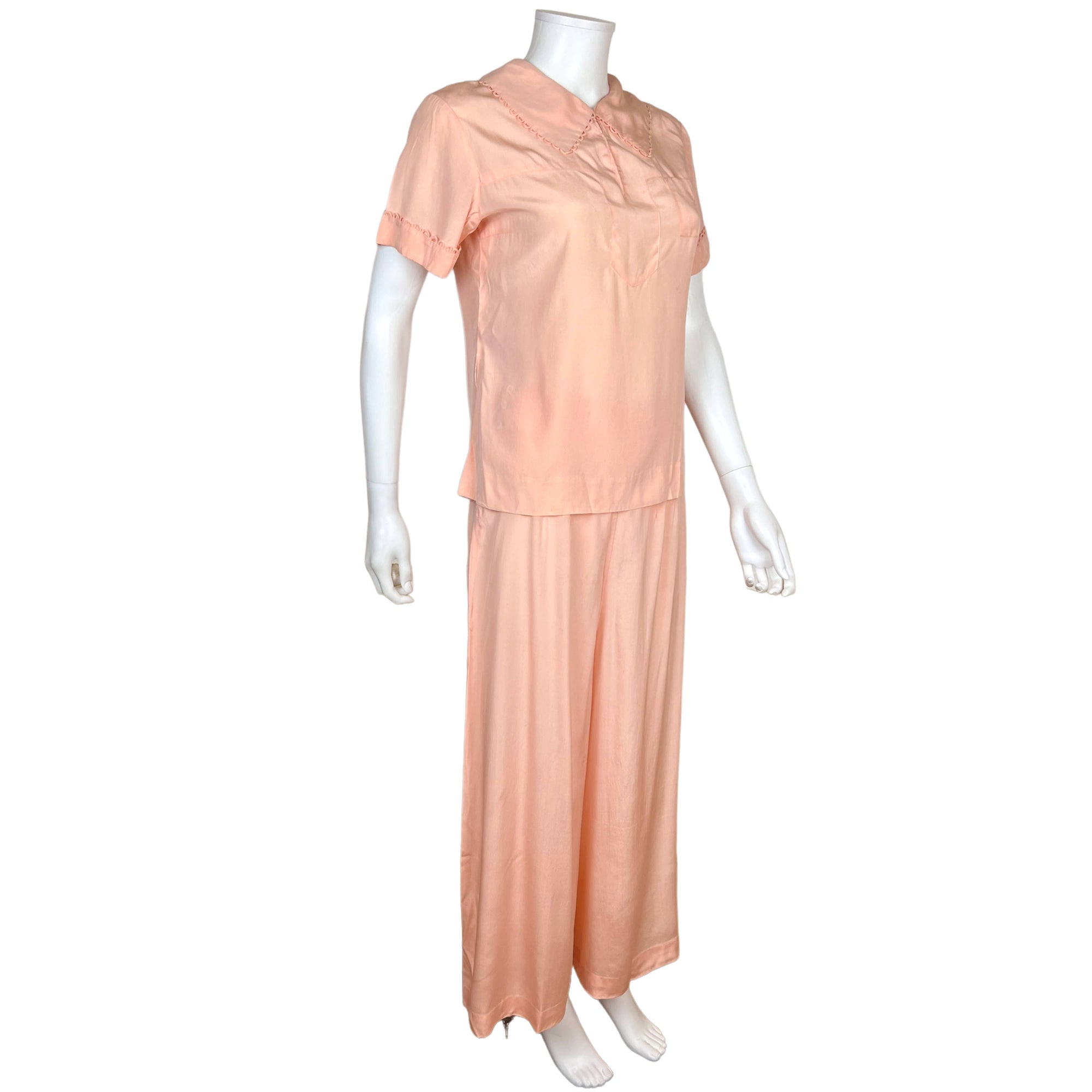 1940s Vintage Silk Pyjamas Peachy Pink Ladies Size M