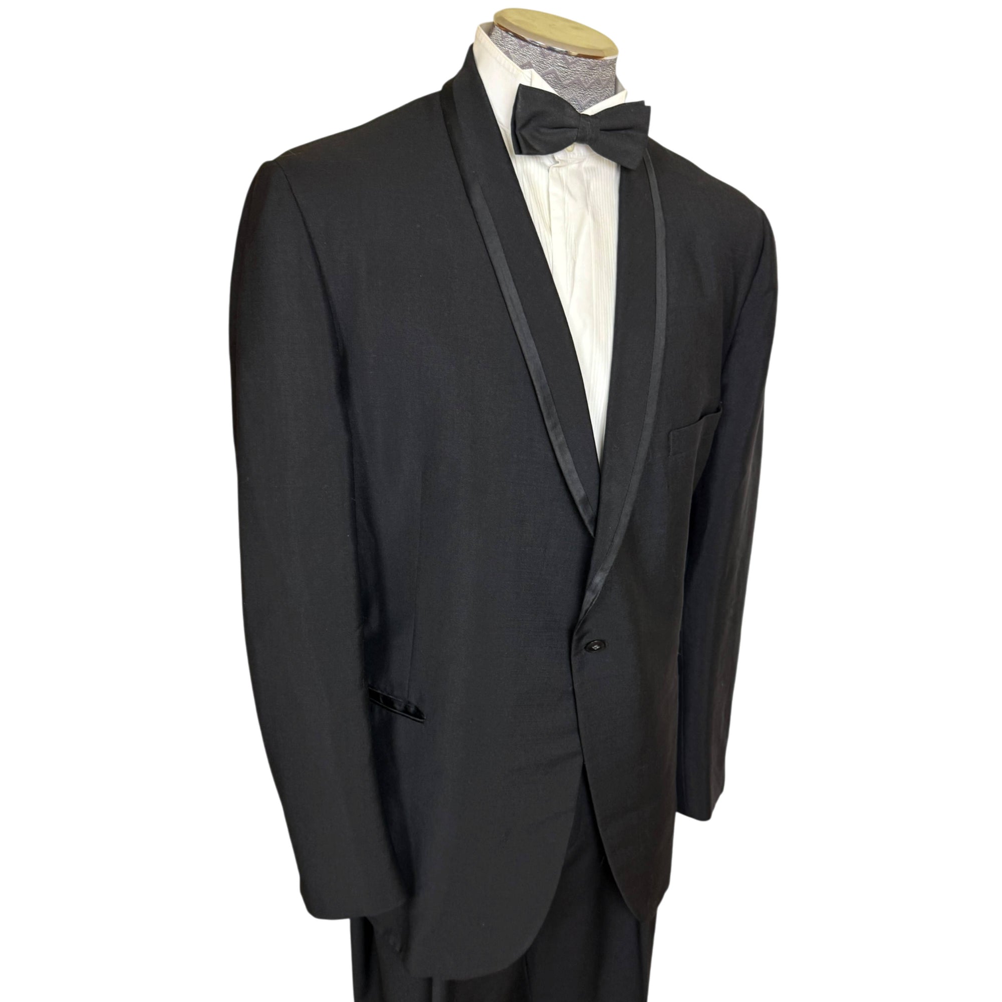 Vintage 1966 Robert Castling Winnipeg Mohair Tuxedo Dinner Jacket Shawl Collar