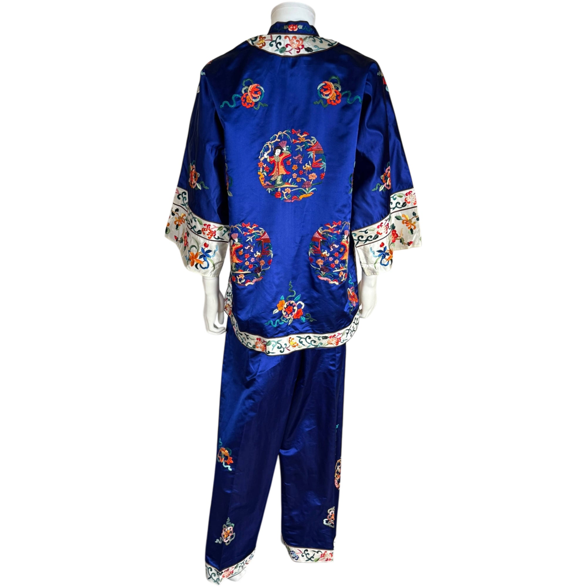 Vintage Chinese Pyjama and Robe Set Pure Silk Embroidered