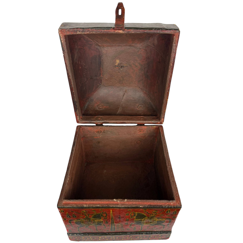 Antique Indian Papier-Mâché Painted Box – Hunting Scenes