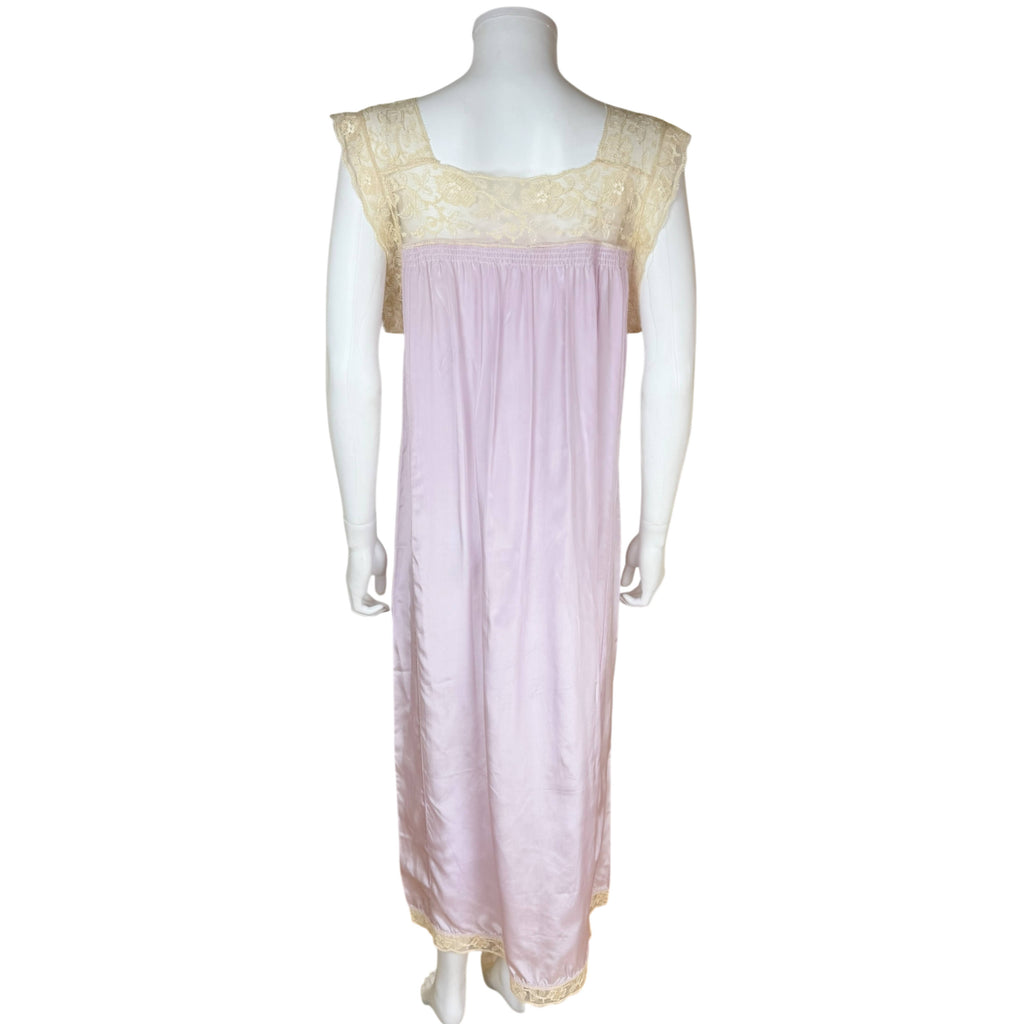 back of 1920s nightie