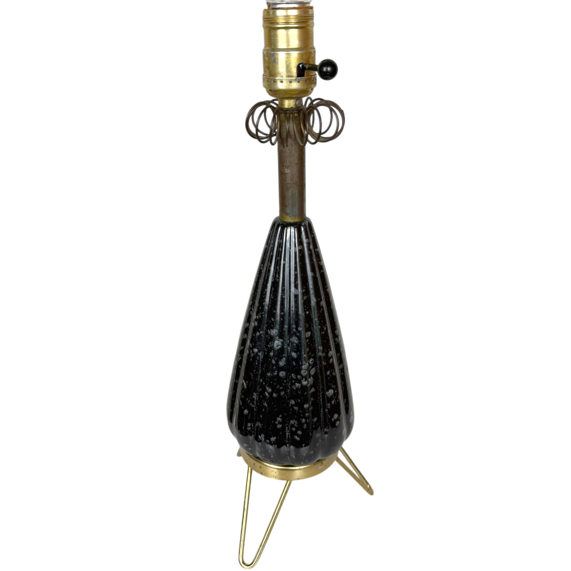 alternate view of 1950s atomic ceramic table lamp with tripod base