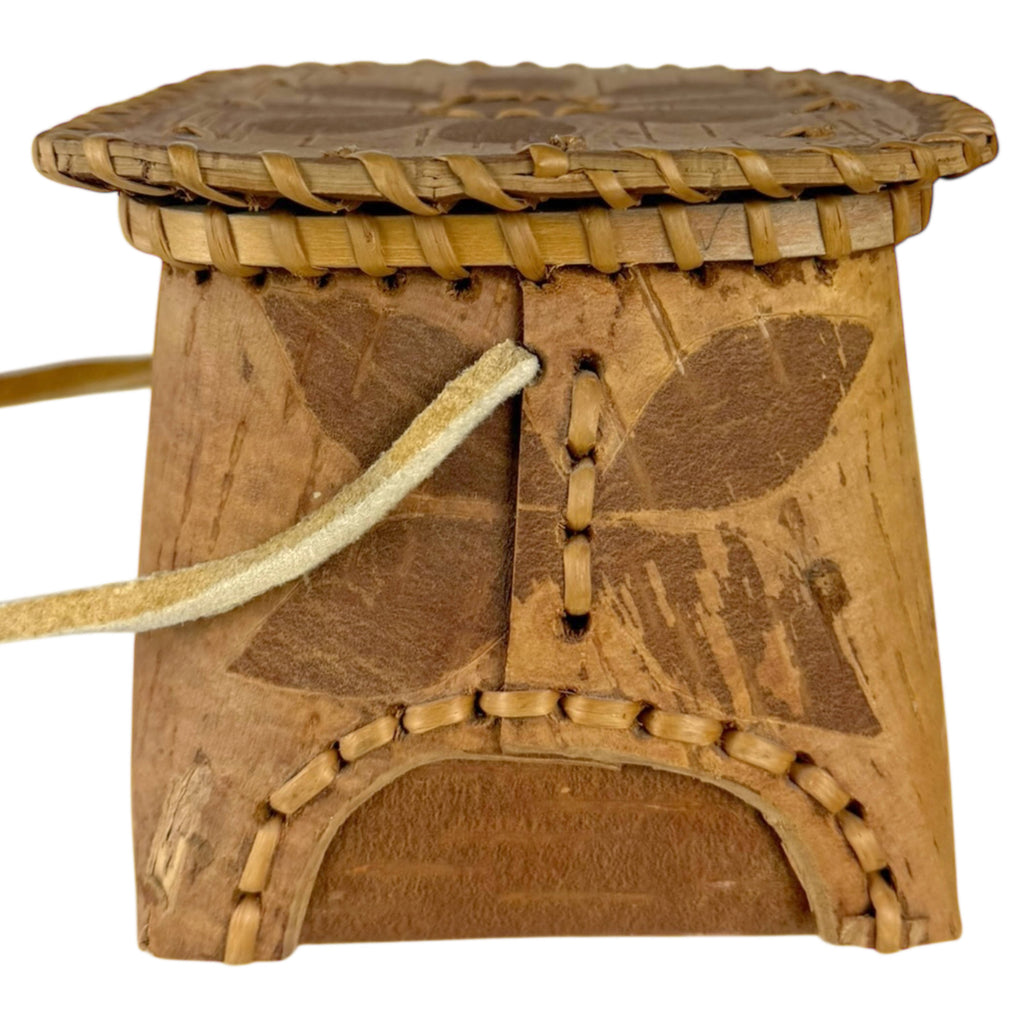 Vintage Atikamekw Birch Bark Rogan Box Indigenous Lidded Container Manawan, Quebec