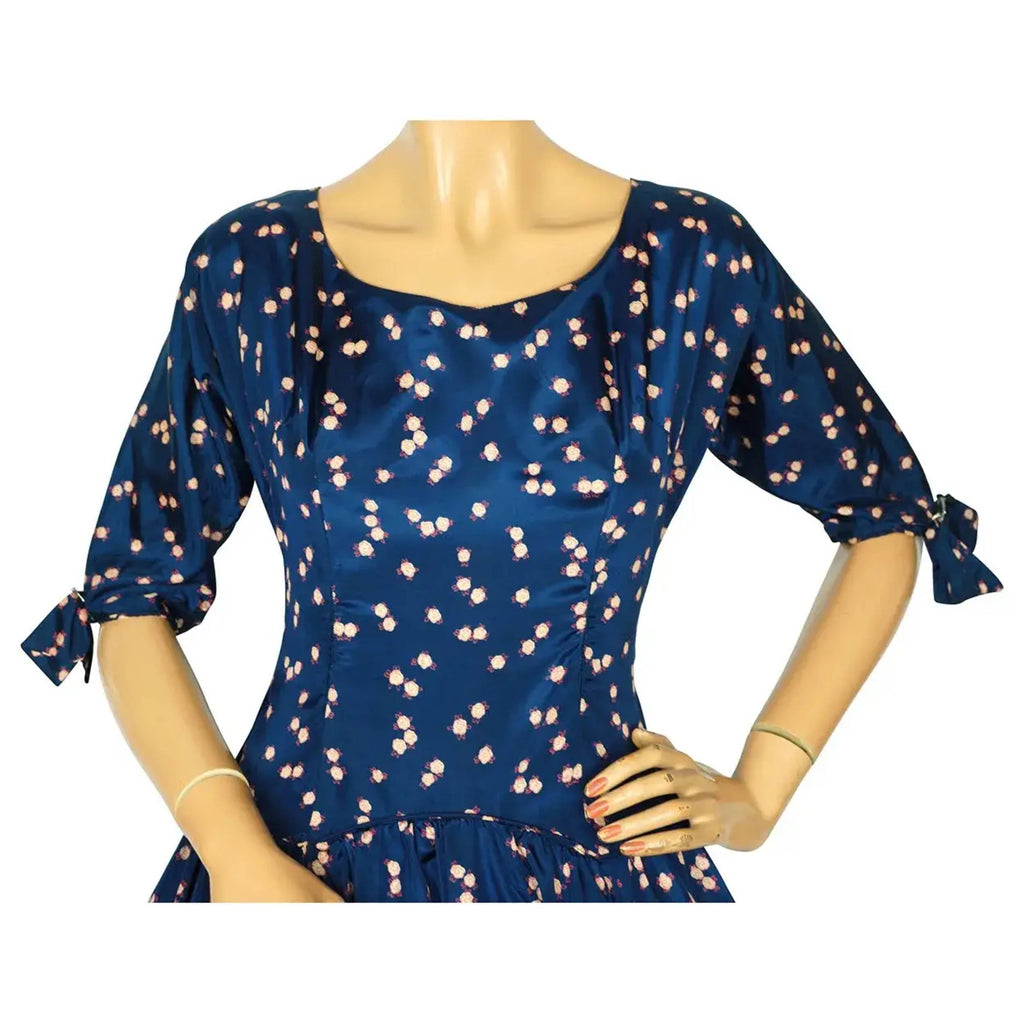 Vintage 1950s Dress Blue Silk Taffeta w Floral Print Size S