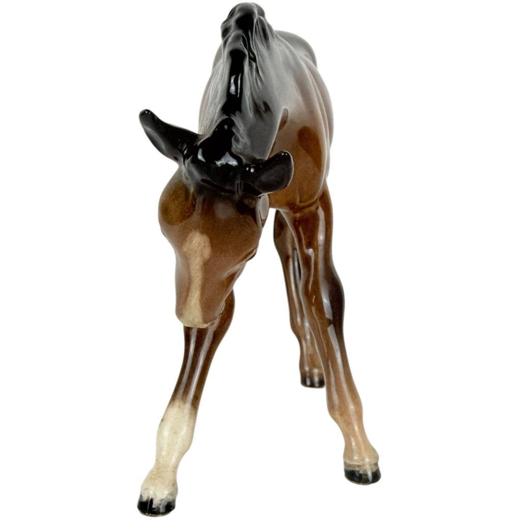 front view of Beswick Large Foal Head Down Horse Figurine Model 947
