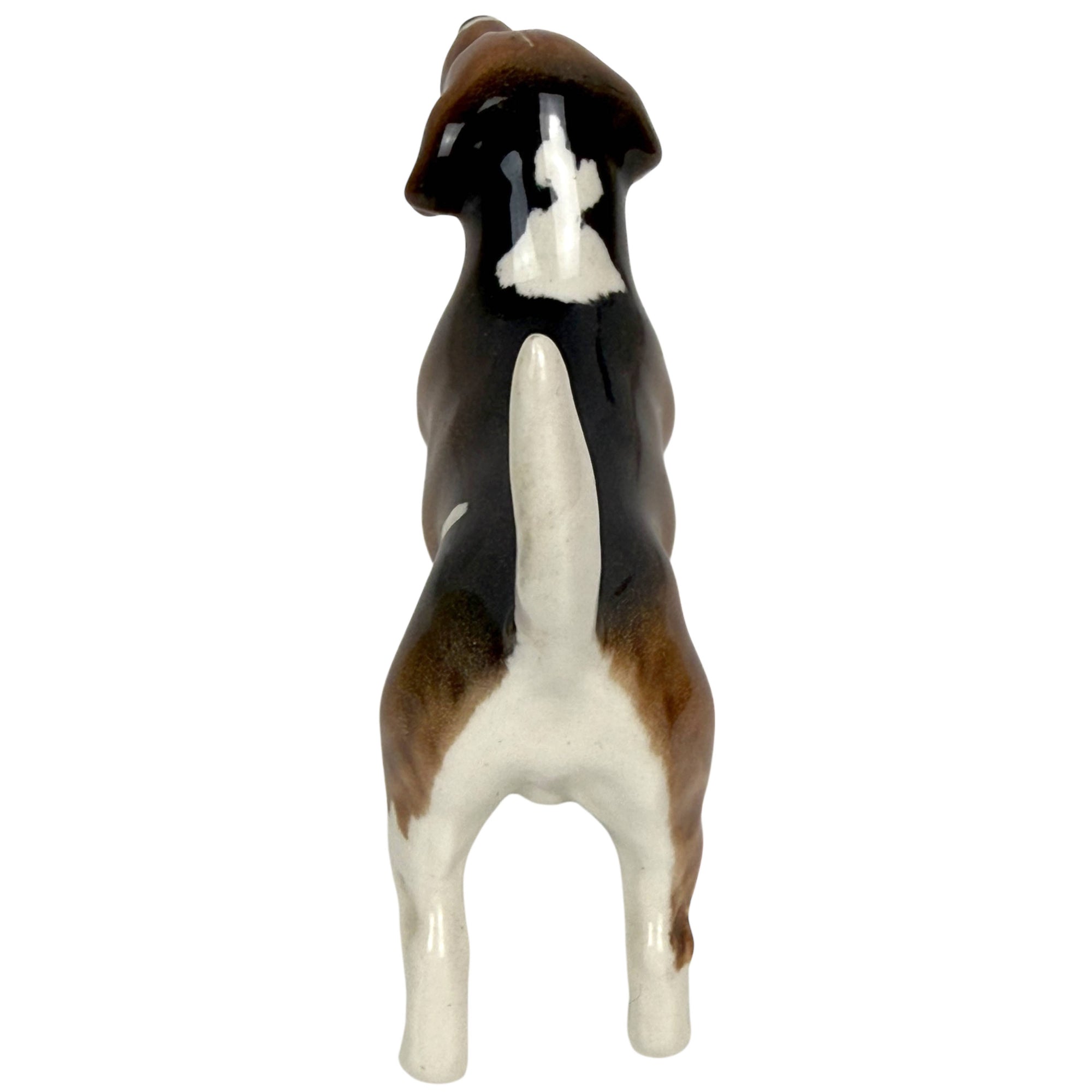back of beswick beagle