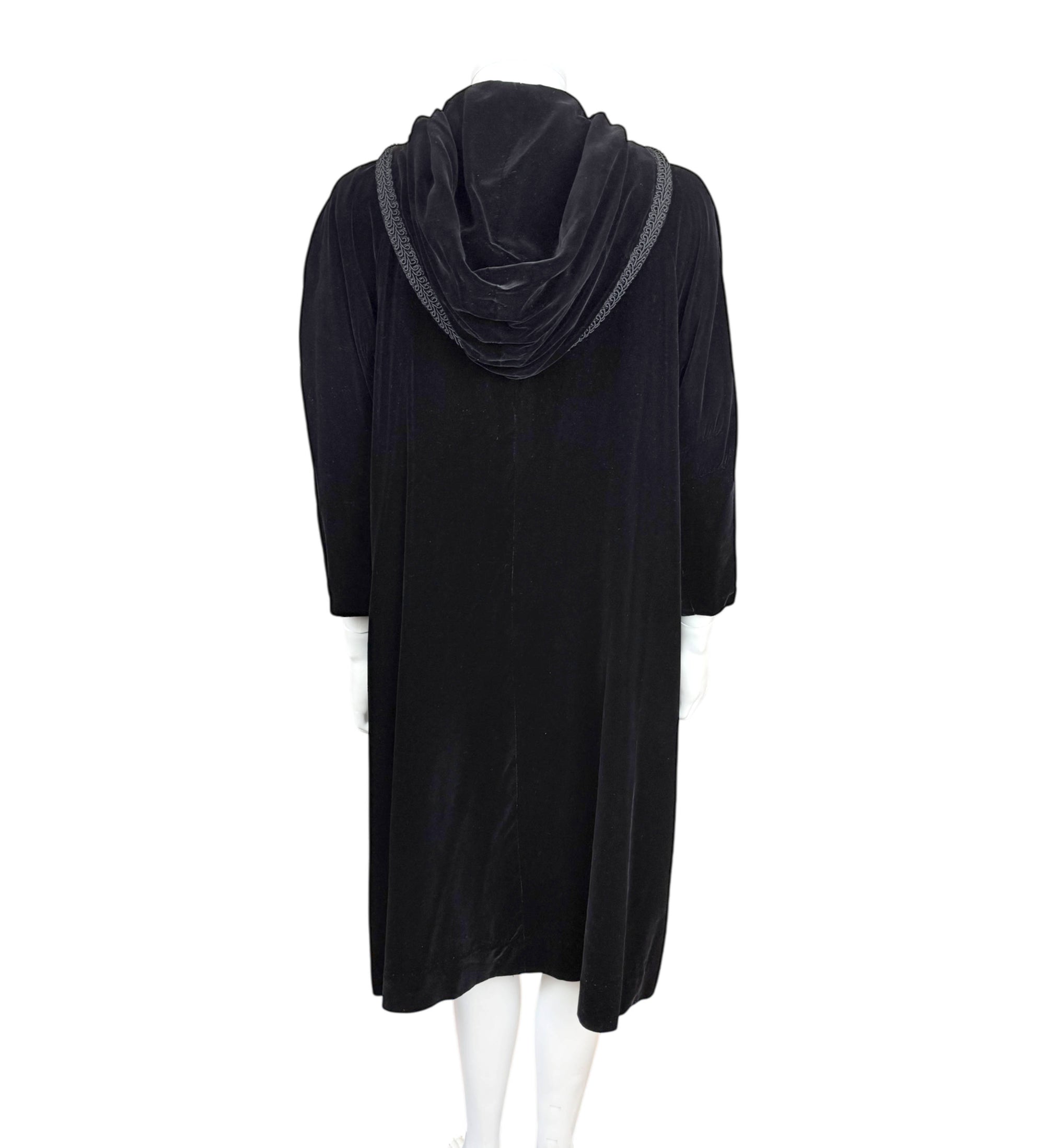 Vintage 1960s Black Velvet Hooded Coat – 3/4 Sleeves Fully Lined Size M