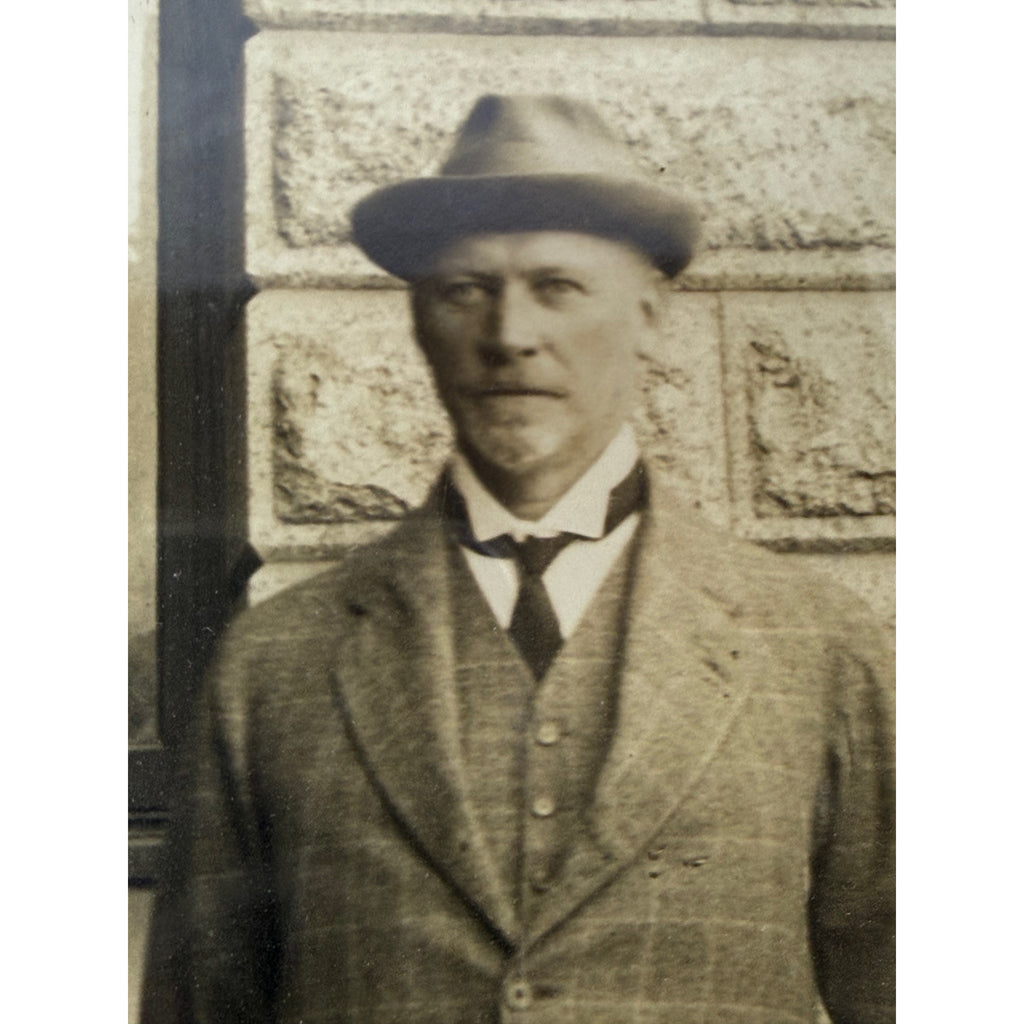 Close up of photo of Jan Smuts