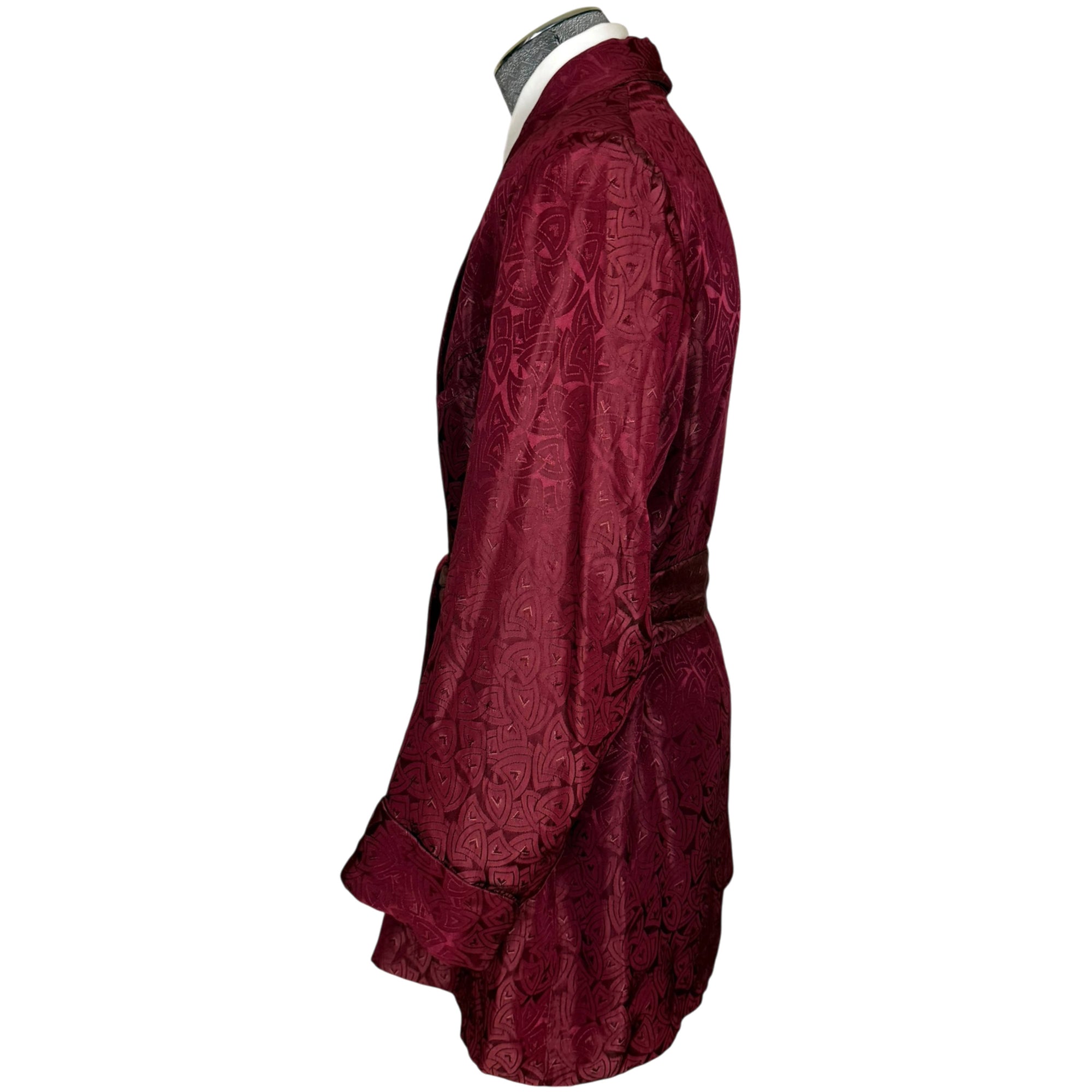 side view of Vintage 1940s Smoking Jacket by HV Cowie 