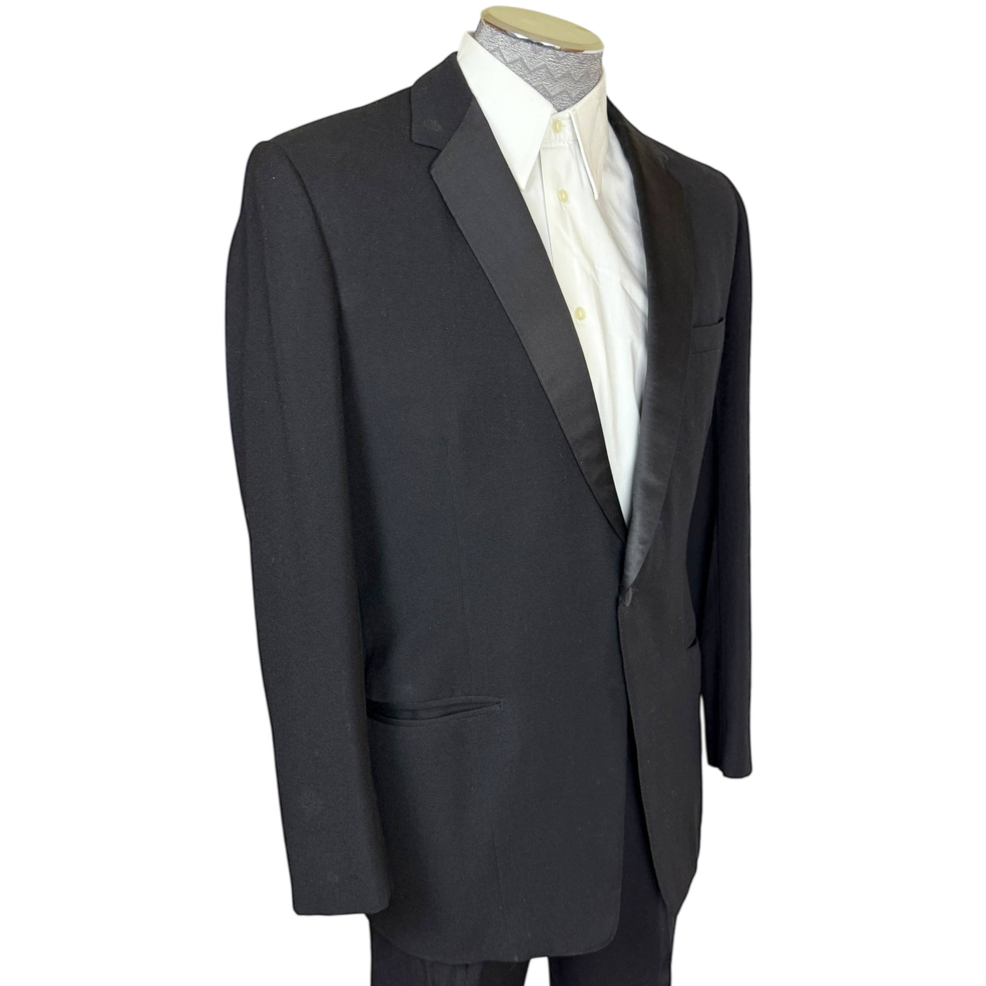 Vintage 1966 Tuxedo Jacket Chamberlain & Jones London Bespoke