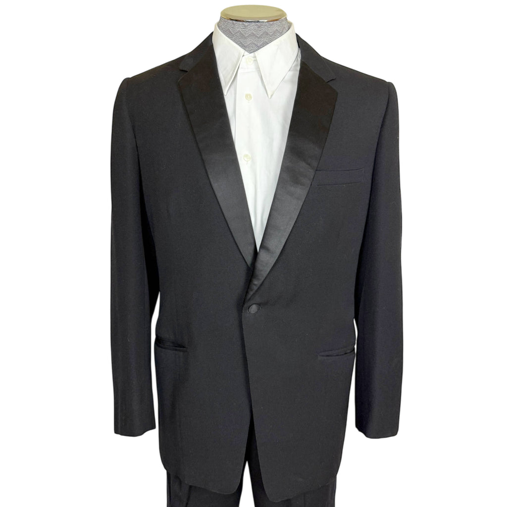 Vintage 1966 Tuxedo Jacket Chamberlain & Jones London Bespoke