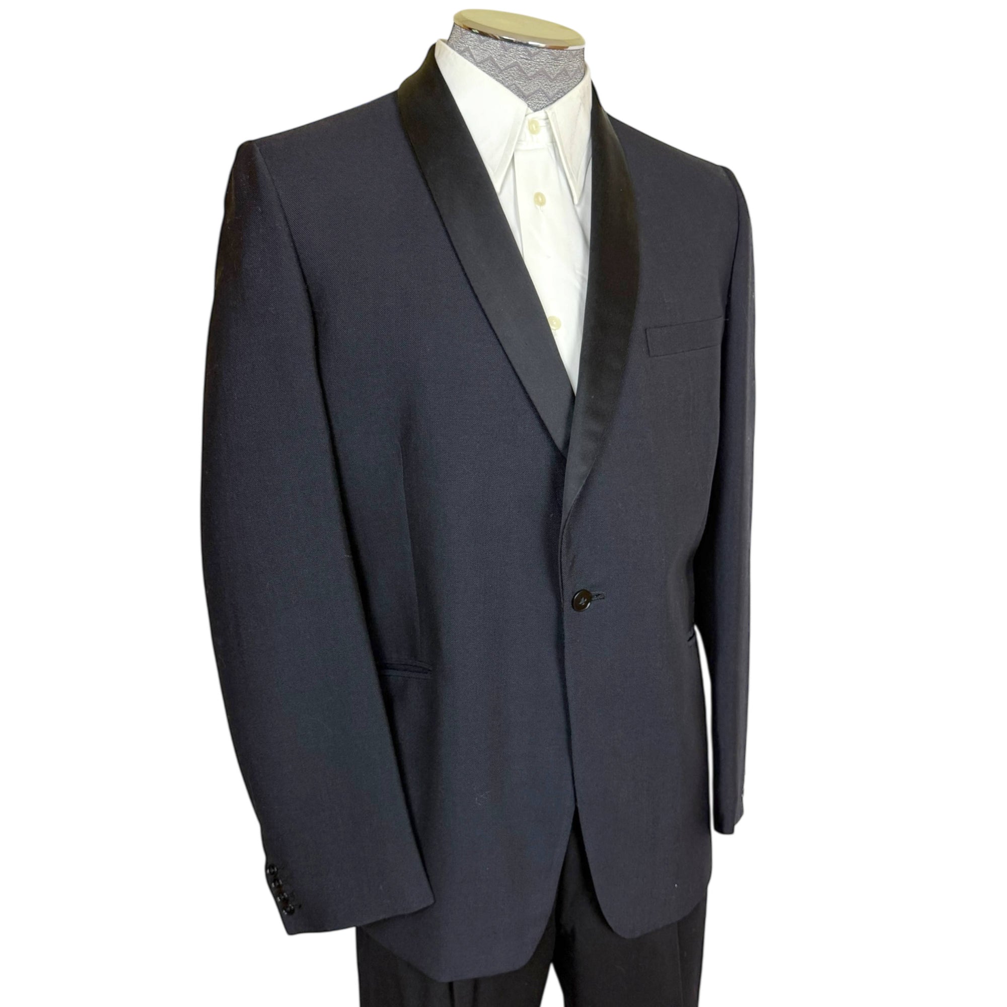 Vintage 1968 Tuxedo Jacket Chamberlain & Jones London Bespoke