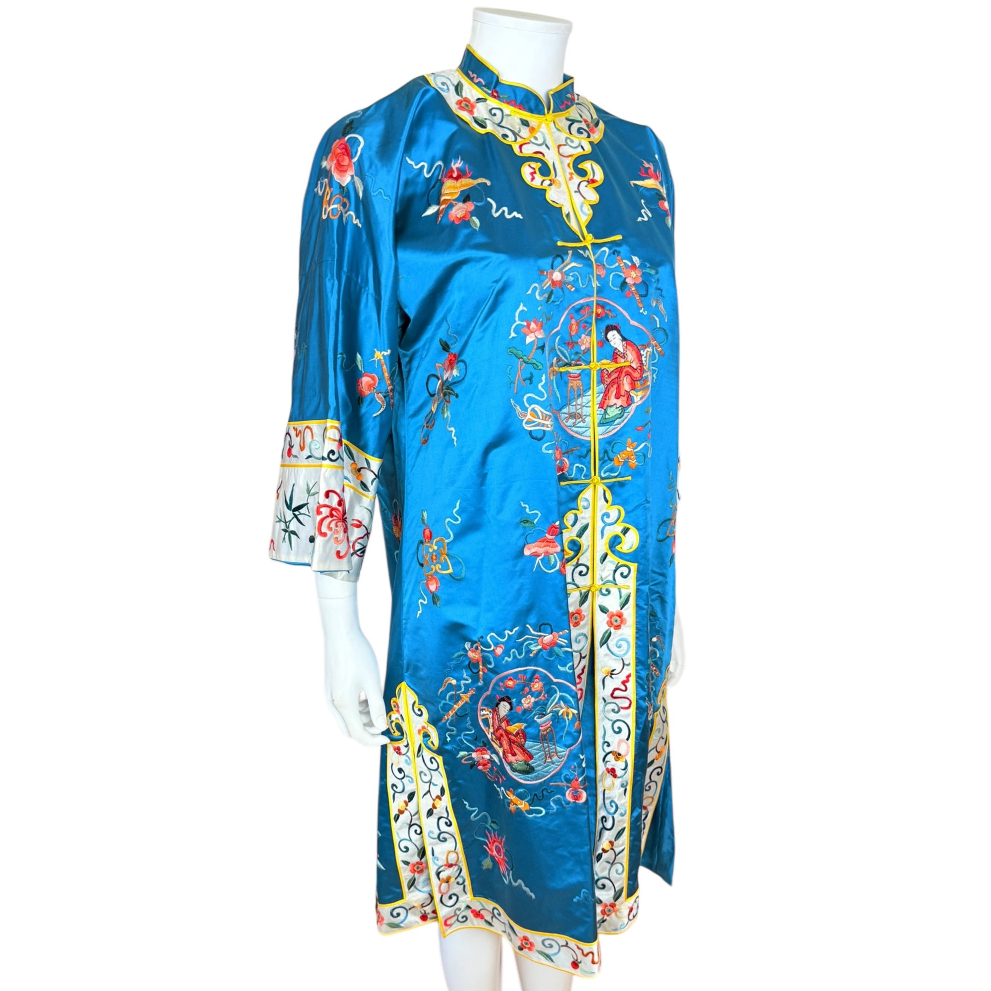 Vintage 1950s Chinese Embroidered Silk Robe Kimono Size M