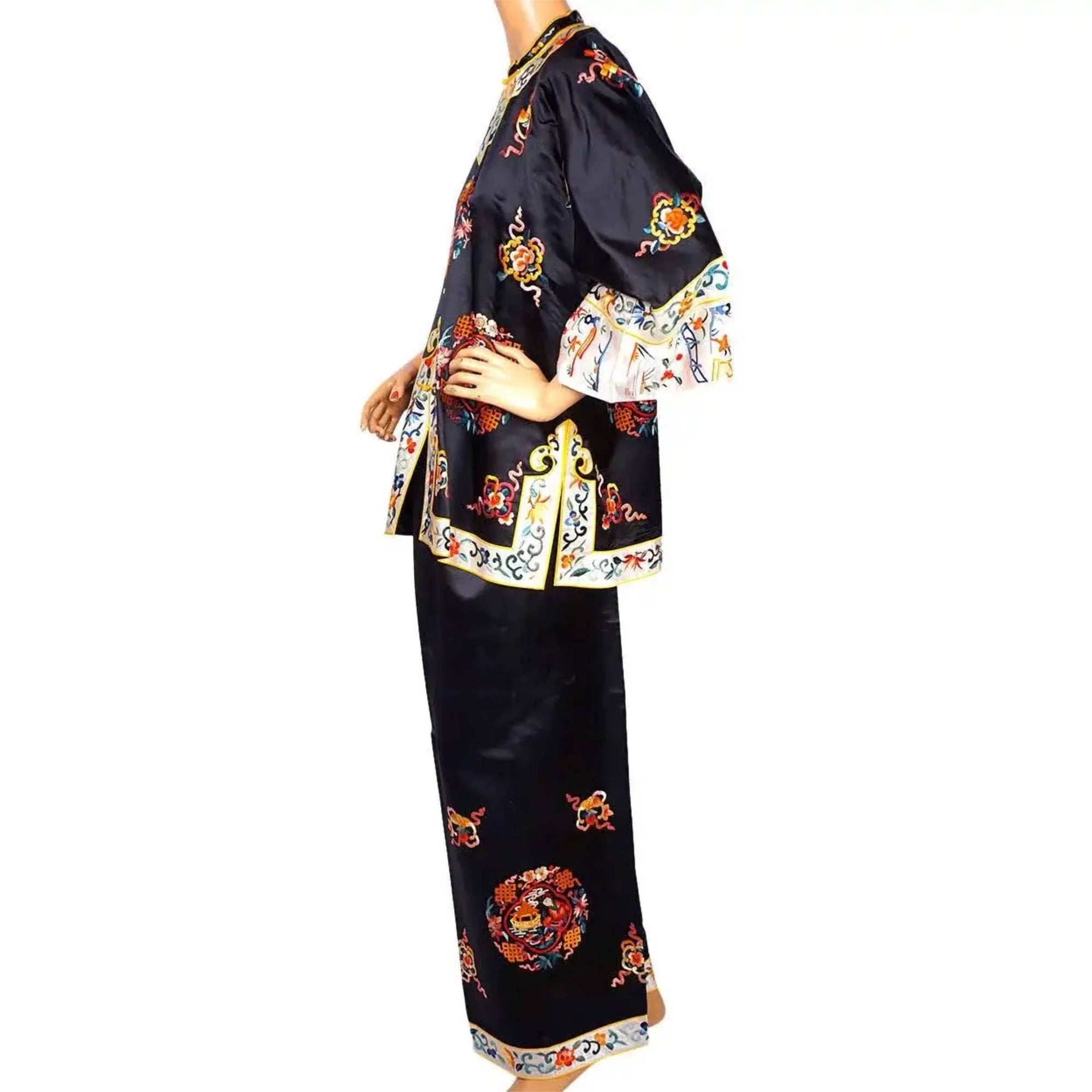 Vintage 1930s Chinese Embroidered Silk Pyjamas Size M / L