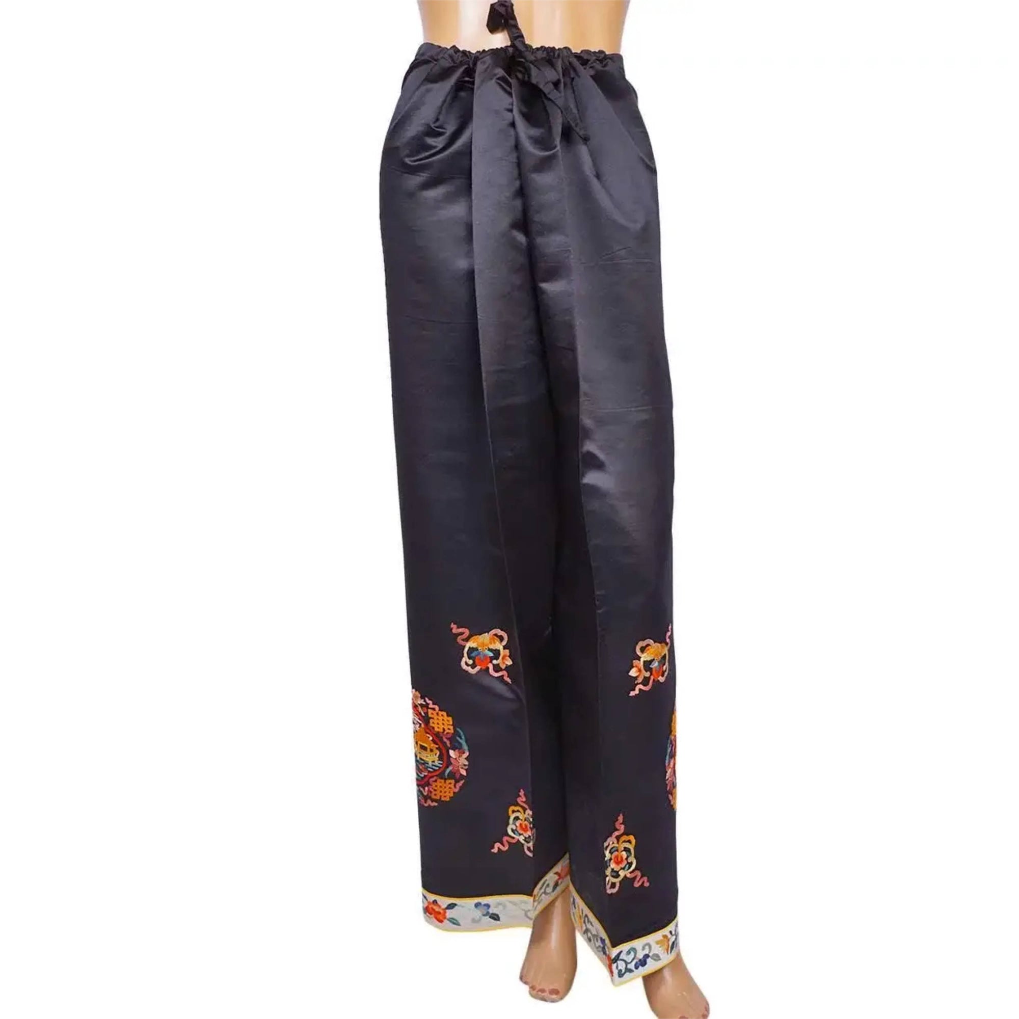 Vintage 1930s Chinese Embroidered Silk Pyjamas Size M / L
