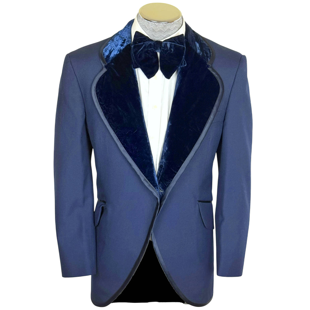 1974 Vintage Blue Tuxedo Jacket w Velvet Collar & Bowtie M L