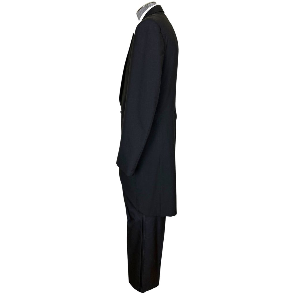 side view of tailcoat