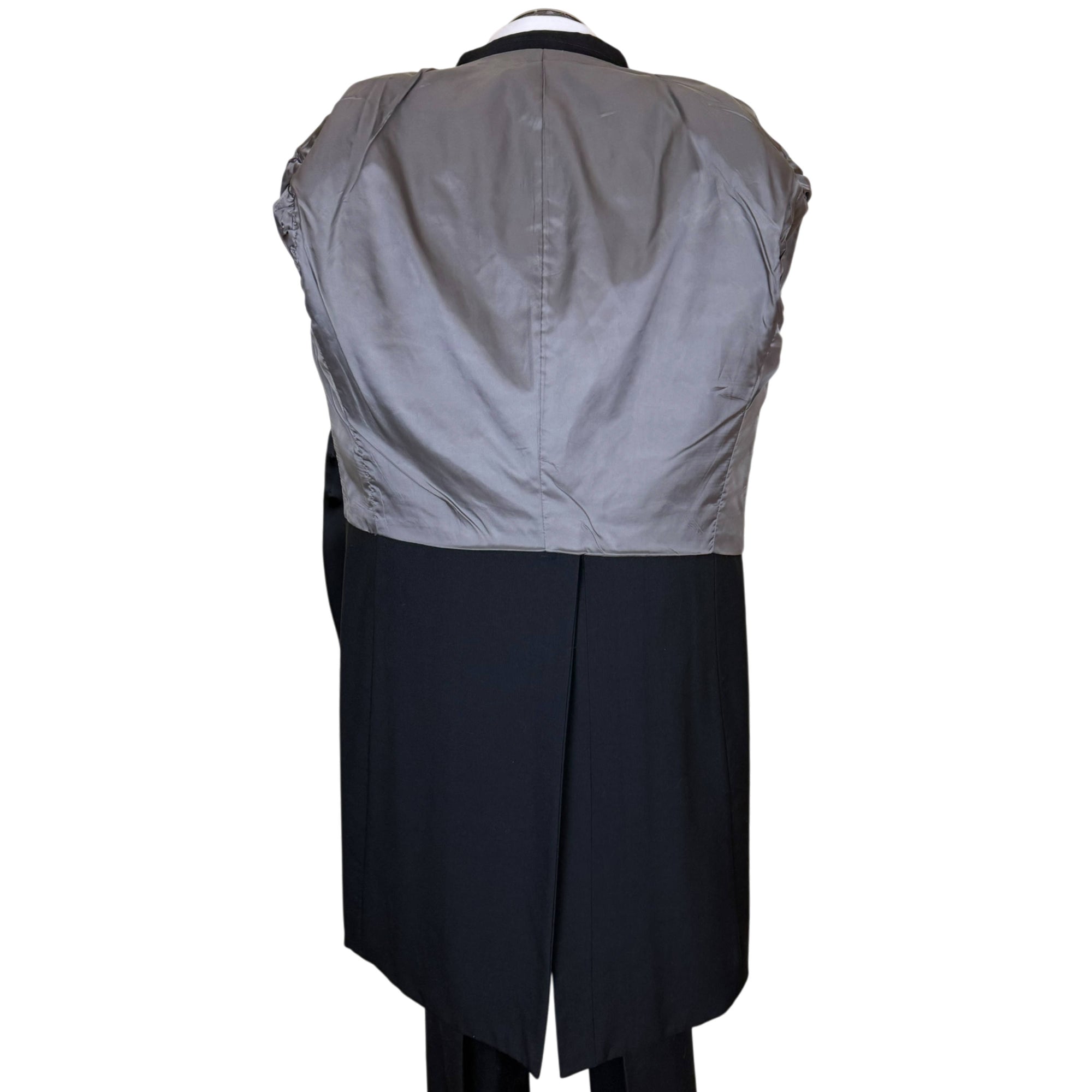 interior of tailcoat