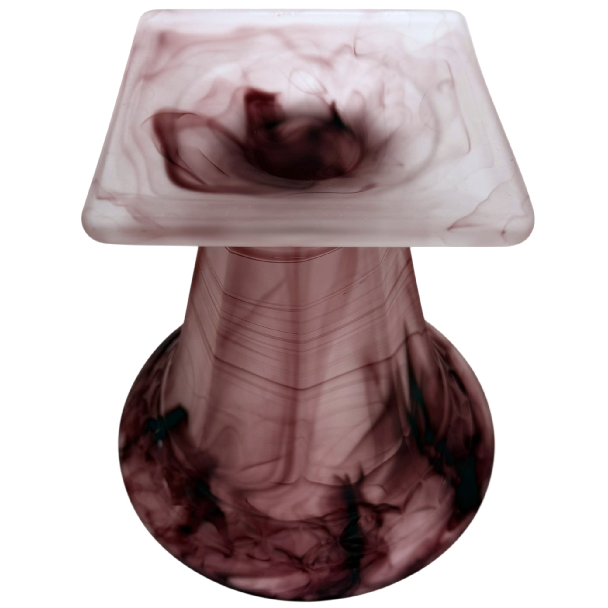 upside down view of base of Davidson 278 purple glass vase