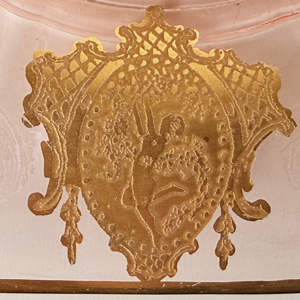 Close up Gold encrusted Indiana Dancer etch