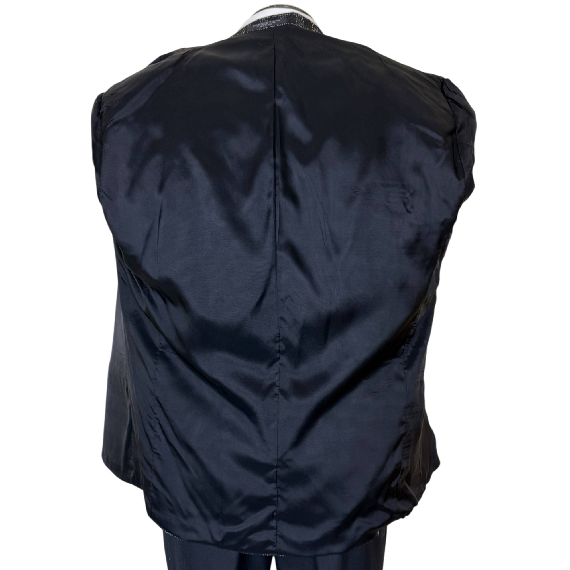 Black lining inside vintage Déjà-Vu men's sport coat