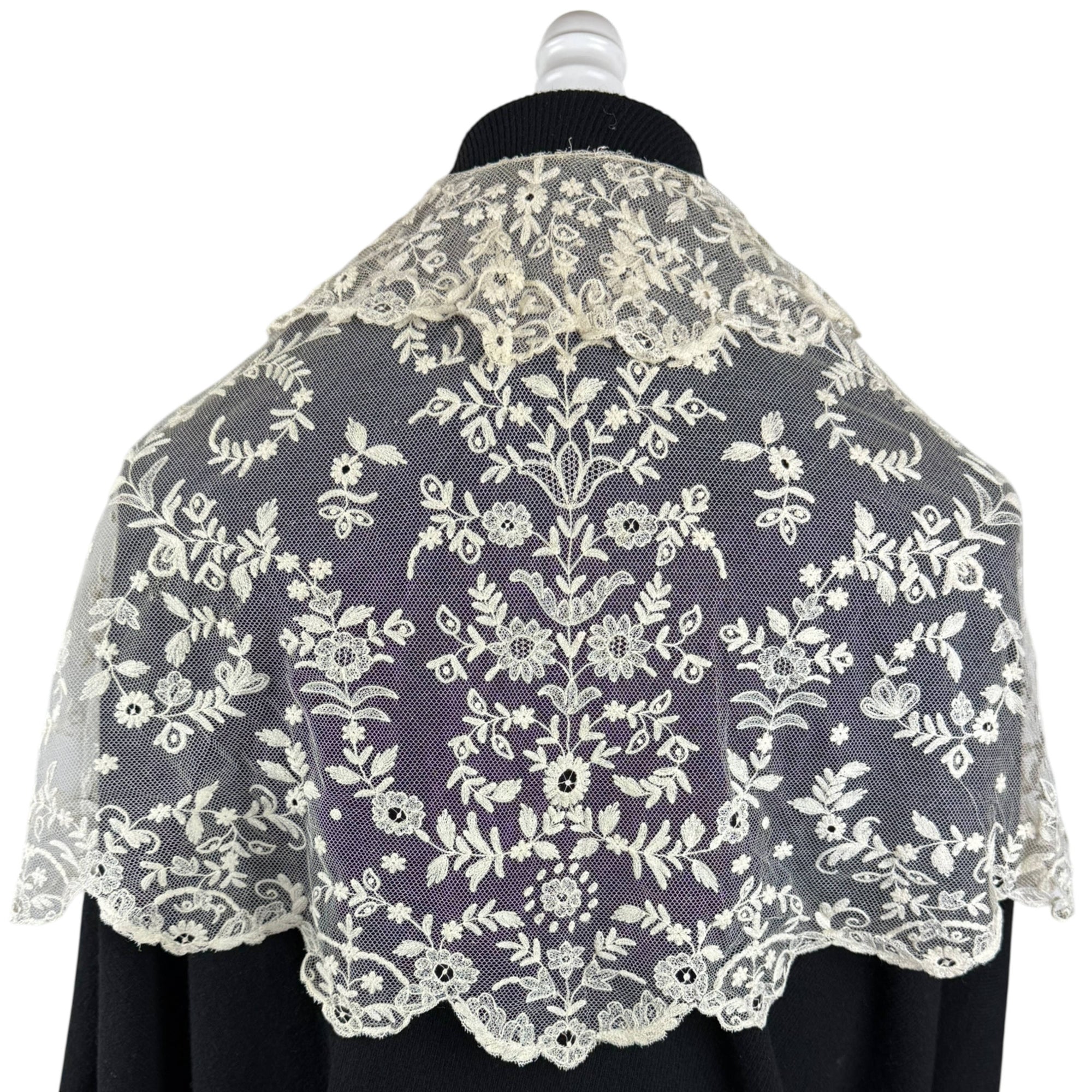 Edwardian Tambour Embroidered Net Lace Capelet Bertha Collar c.1905–1910