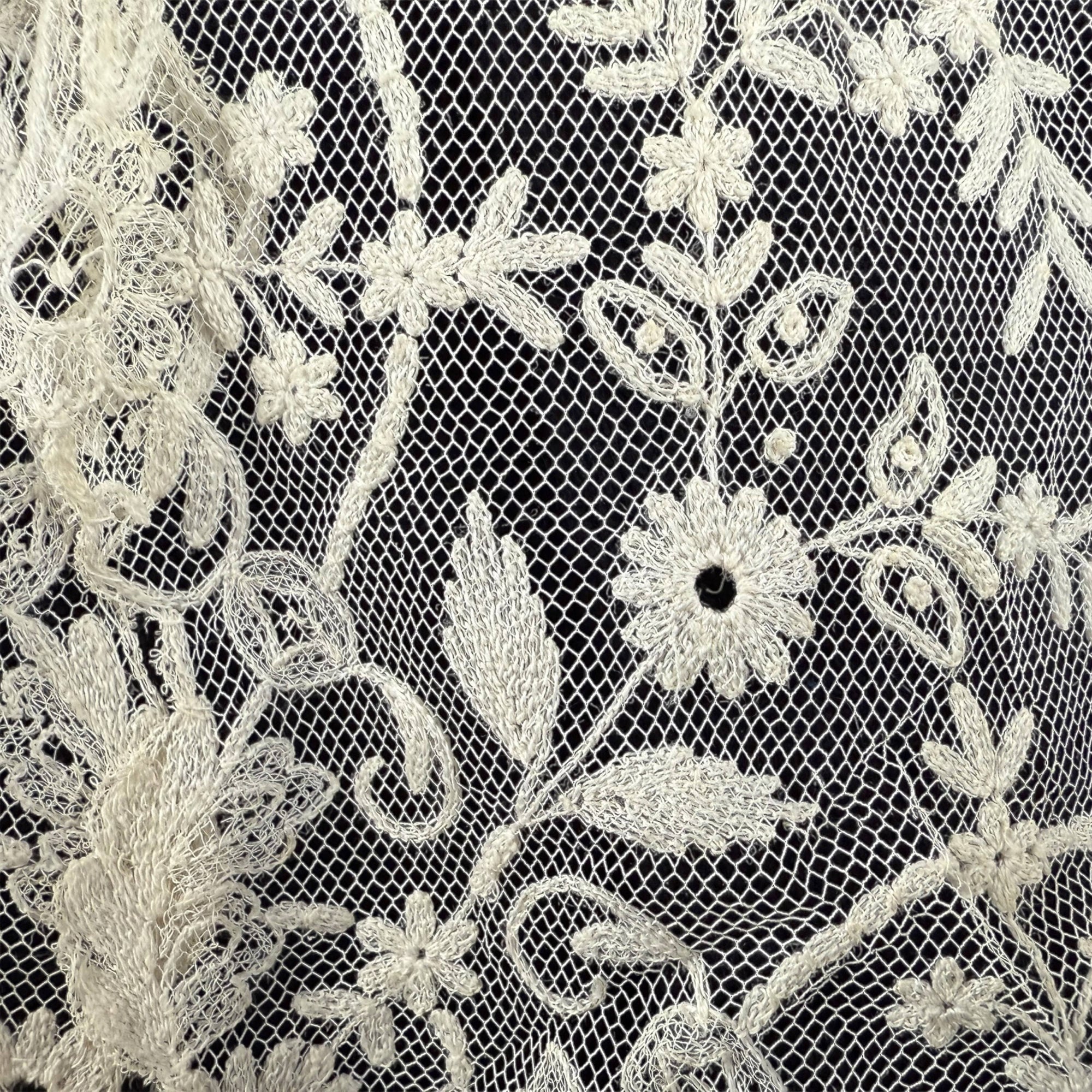 Edwardian Tambour Embroidered Net Lace Capelet Bertha Collar c.1905–1910