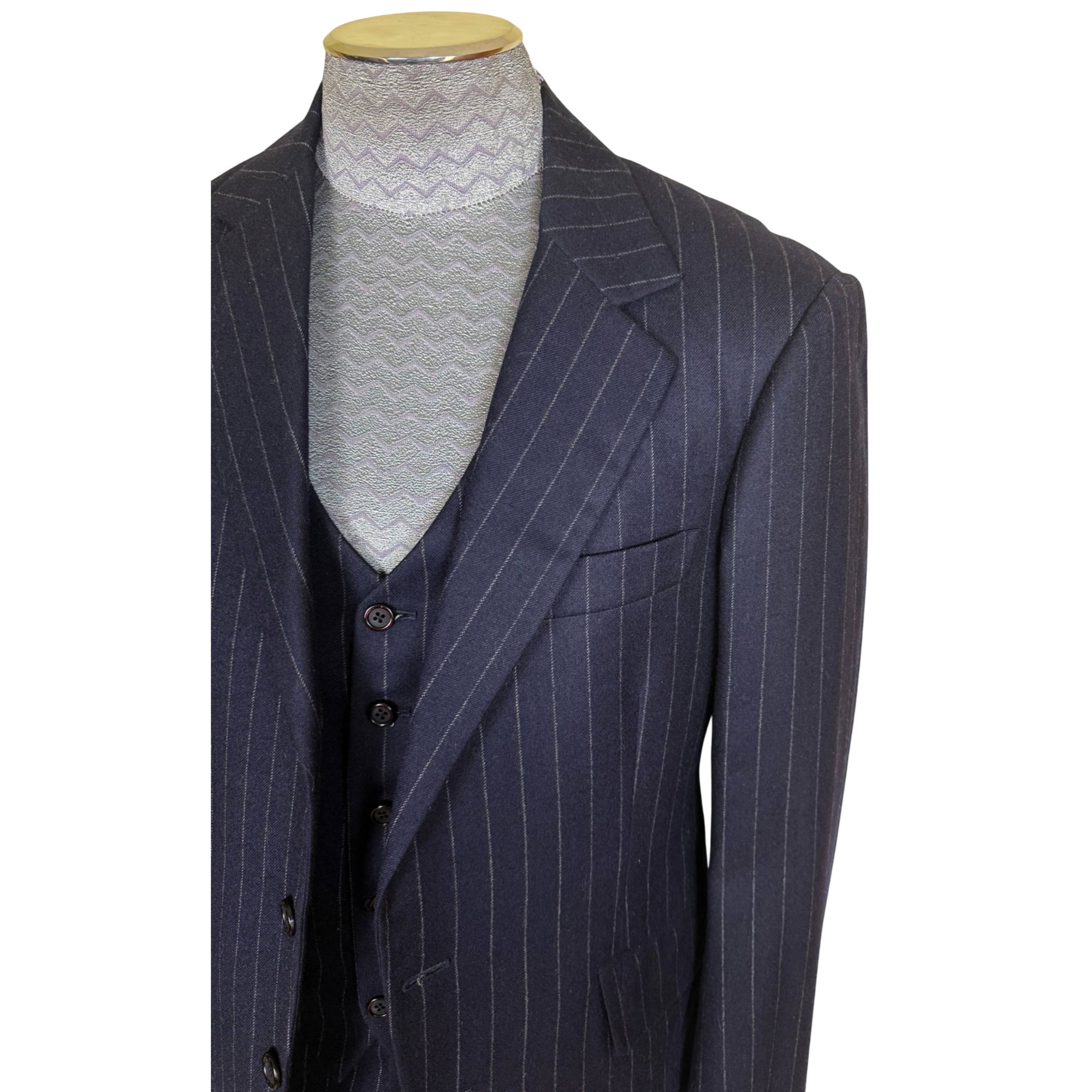 1970s navy chalk stripe wool suit broad notched lapel and jacket detail