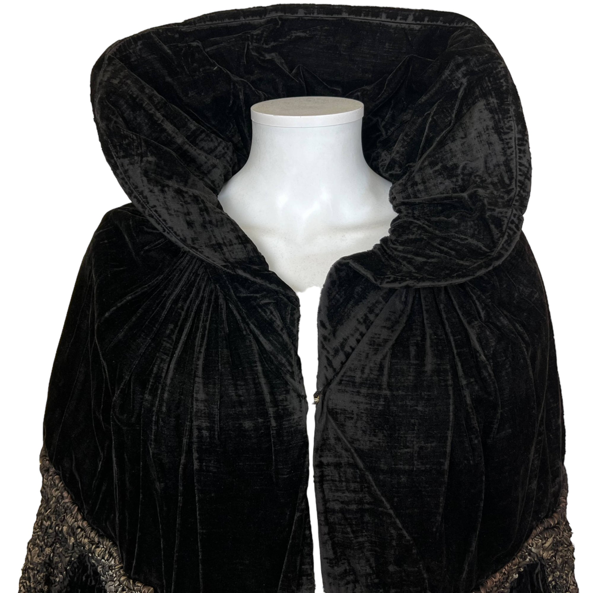 Vintage 1920s Evening Cloak Cape Florette New York Paris M