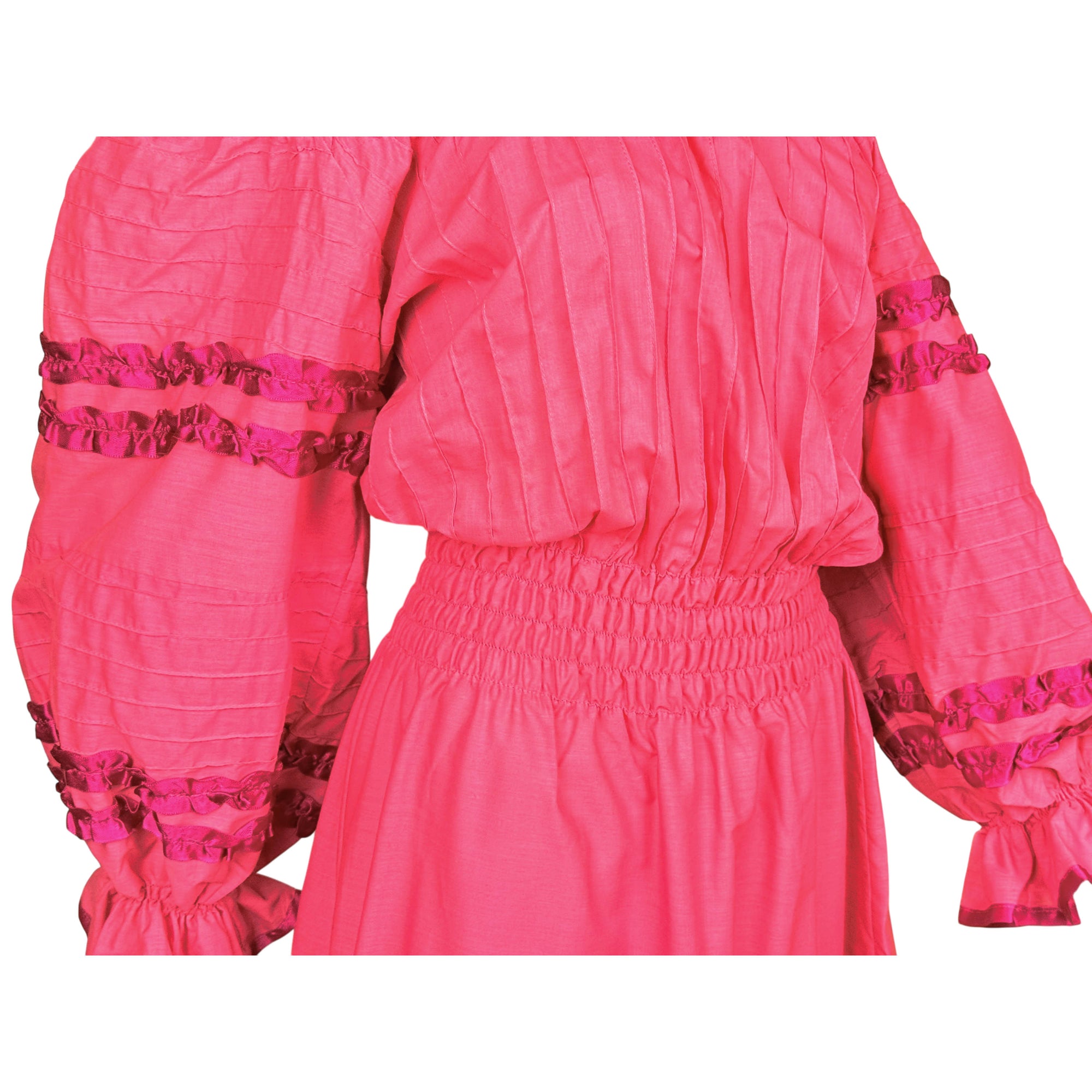 Elasticized waist of Georgia Charuhas Mexican dress