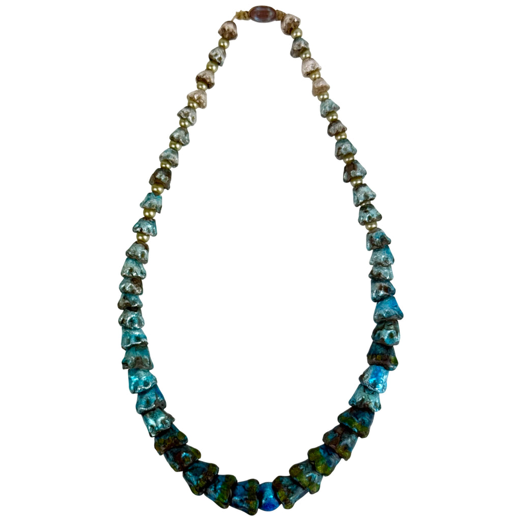 Art Deco 1920s Czech Peacock Eye glass bluebell bead necklace with saphiret clasp
