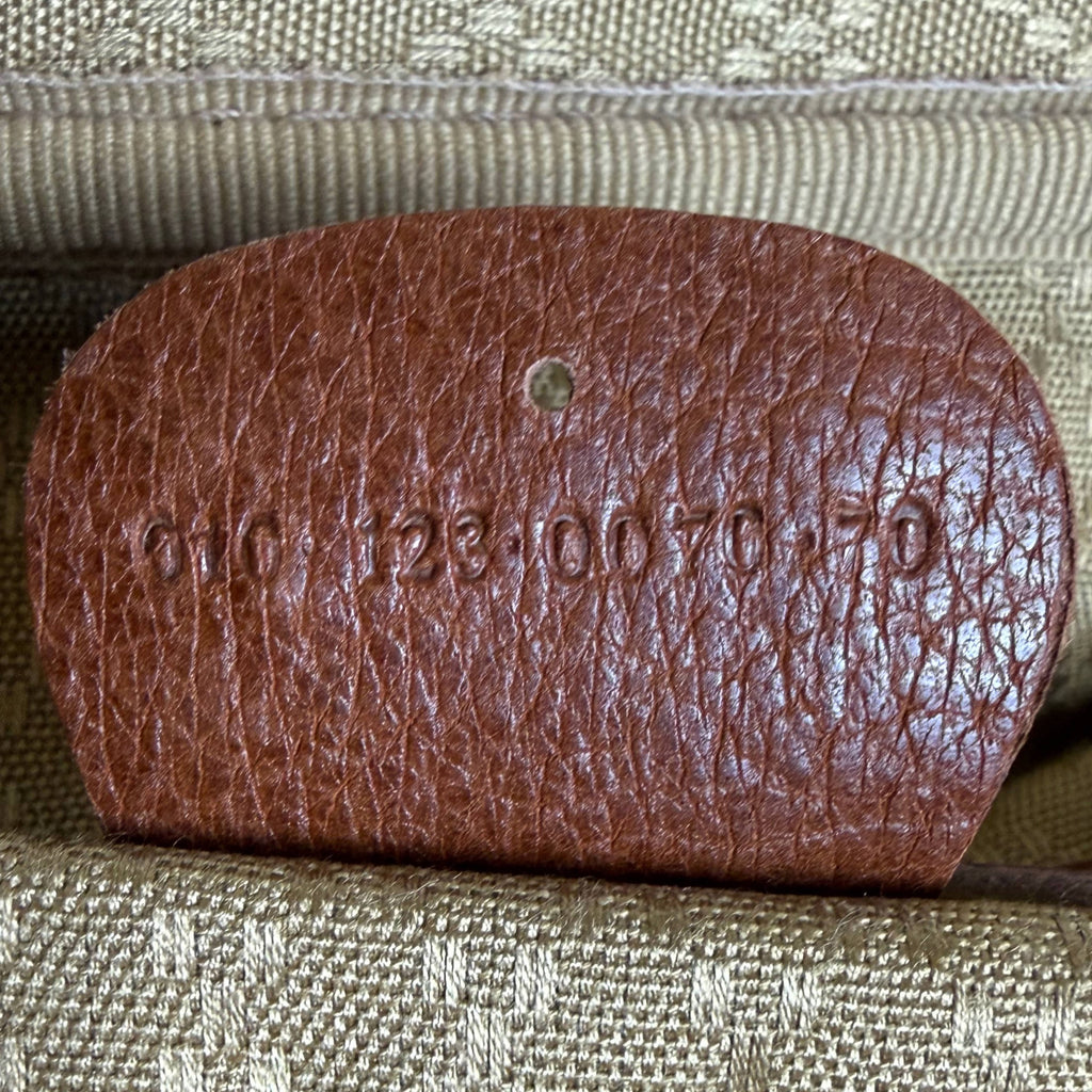 Vintage Gucci luggage identification number 010 123 0070 70