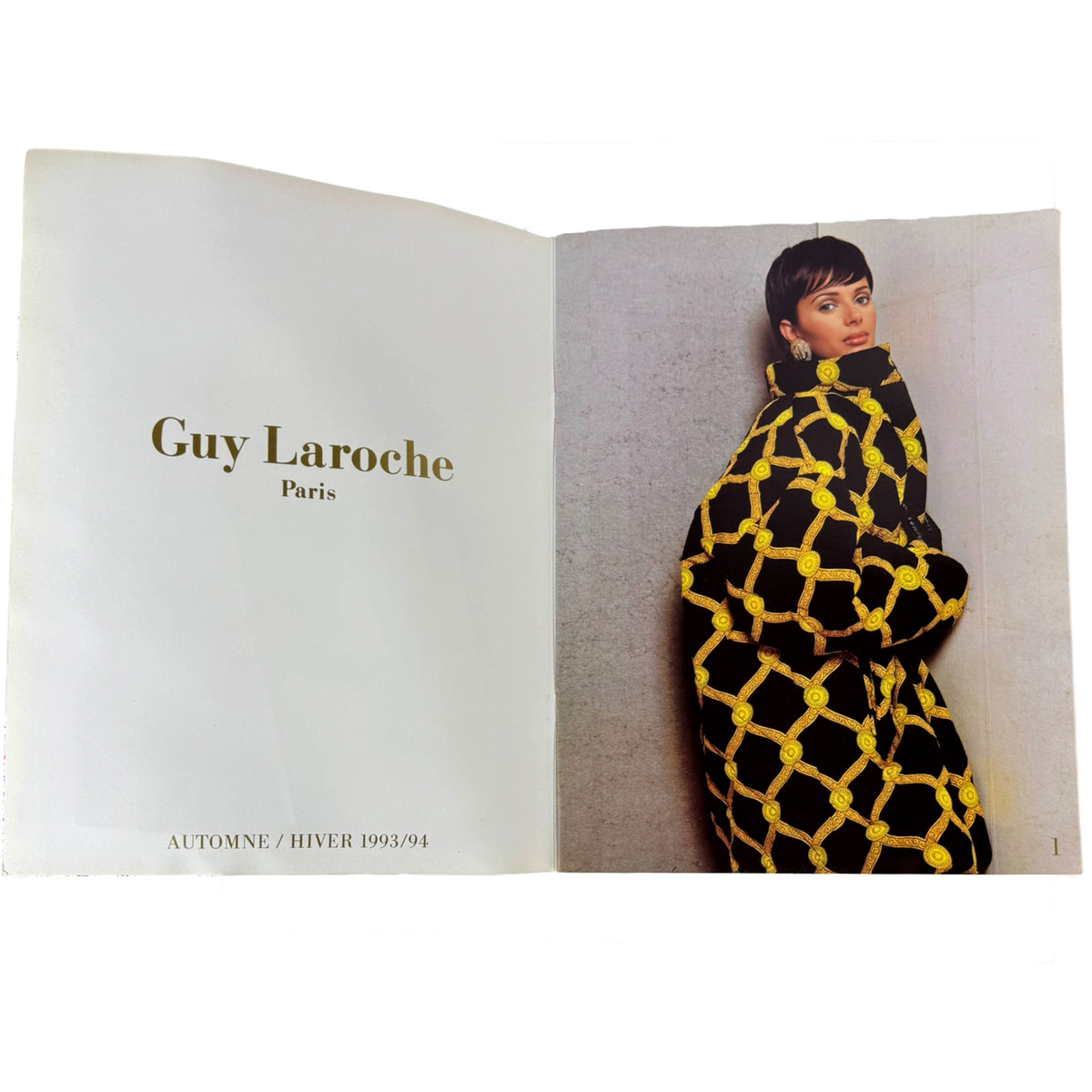 Guy Laroche Automne Hiver 1993-94 lookbook opening pages