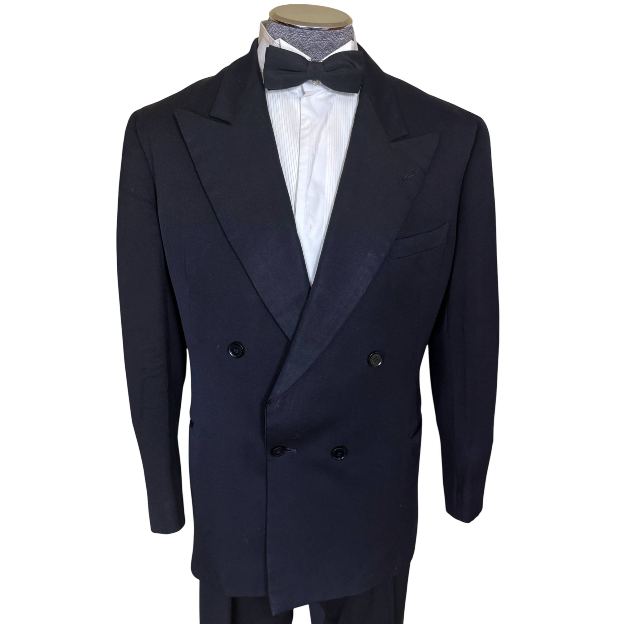 Close-up of Hector Powe London tuxedo