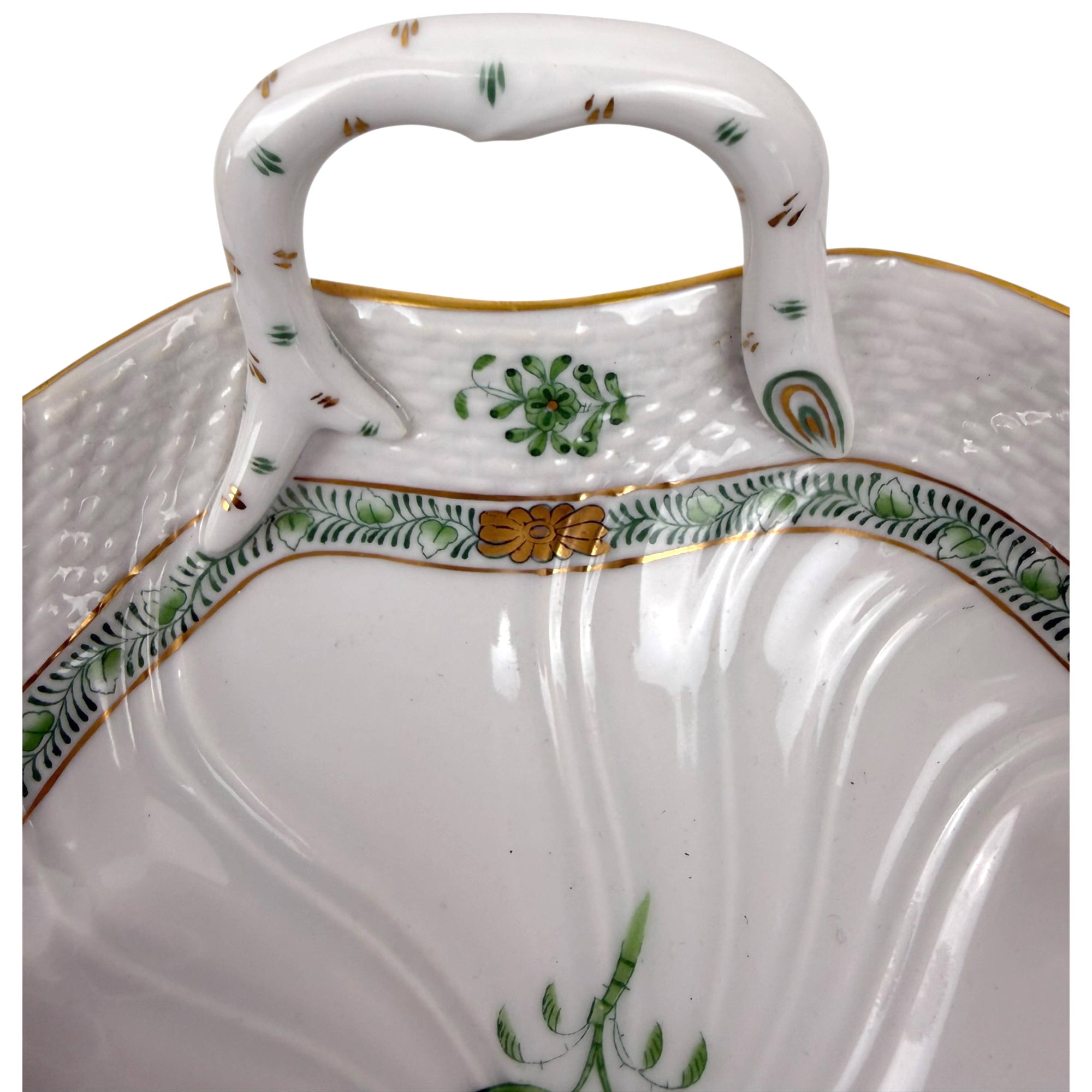 Detail of handle with green and gold decoration Herend leaf dish