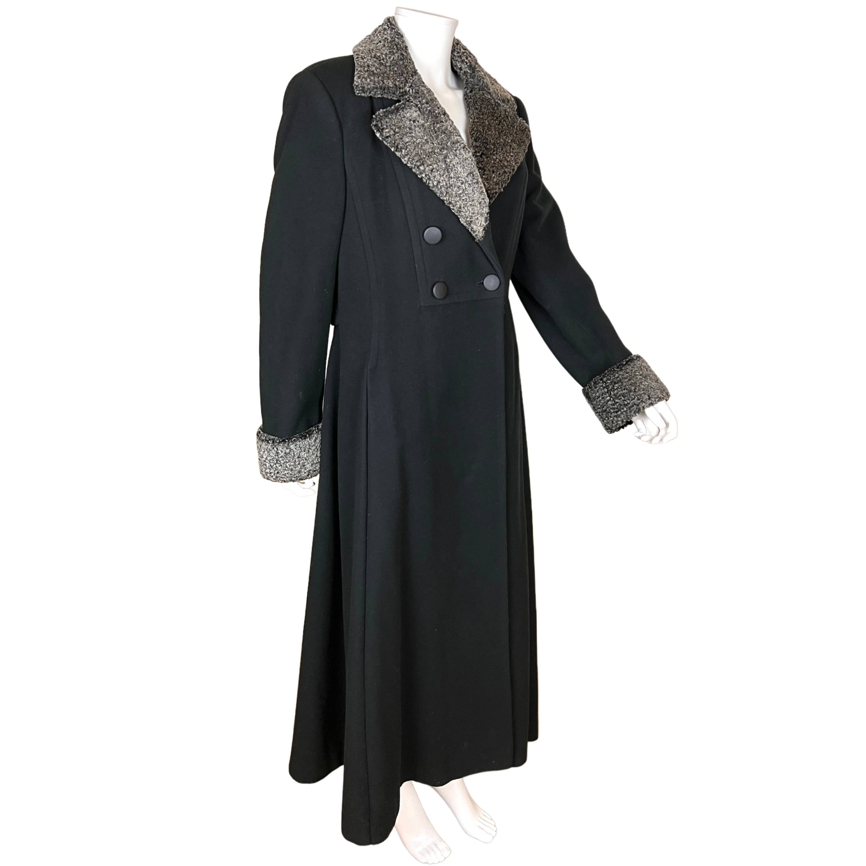 Vintage 1980s Ladies Coat Holt Renfrew Overcoat Wool Blend M