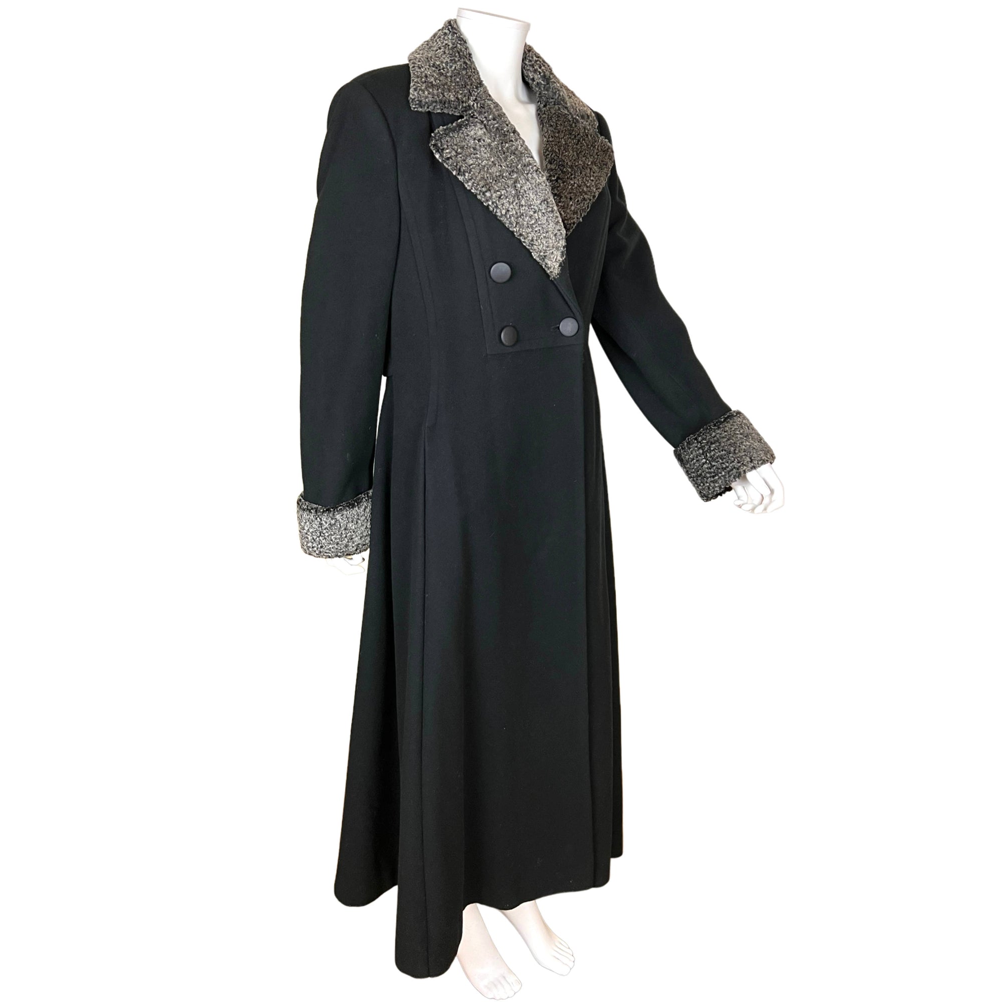Vintage 1970s Ladies Coat Holt Renfrew Overcoat Wool Blend M