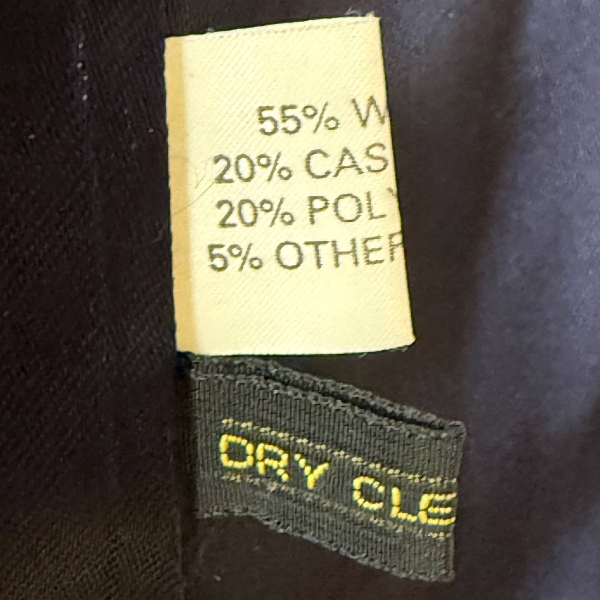content label on house of scotland coat