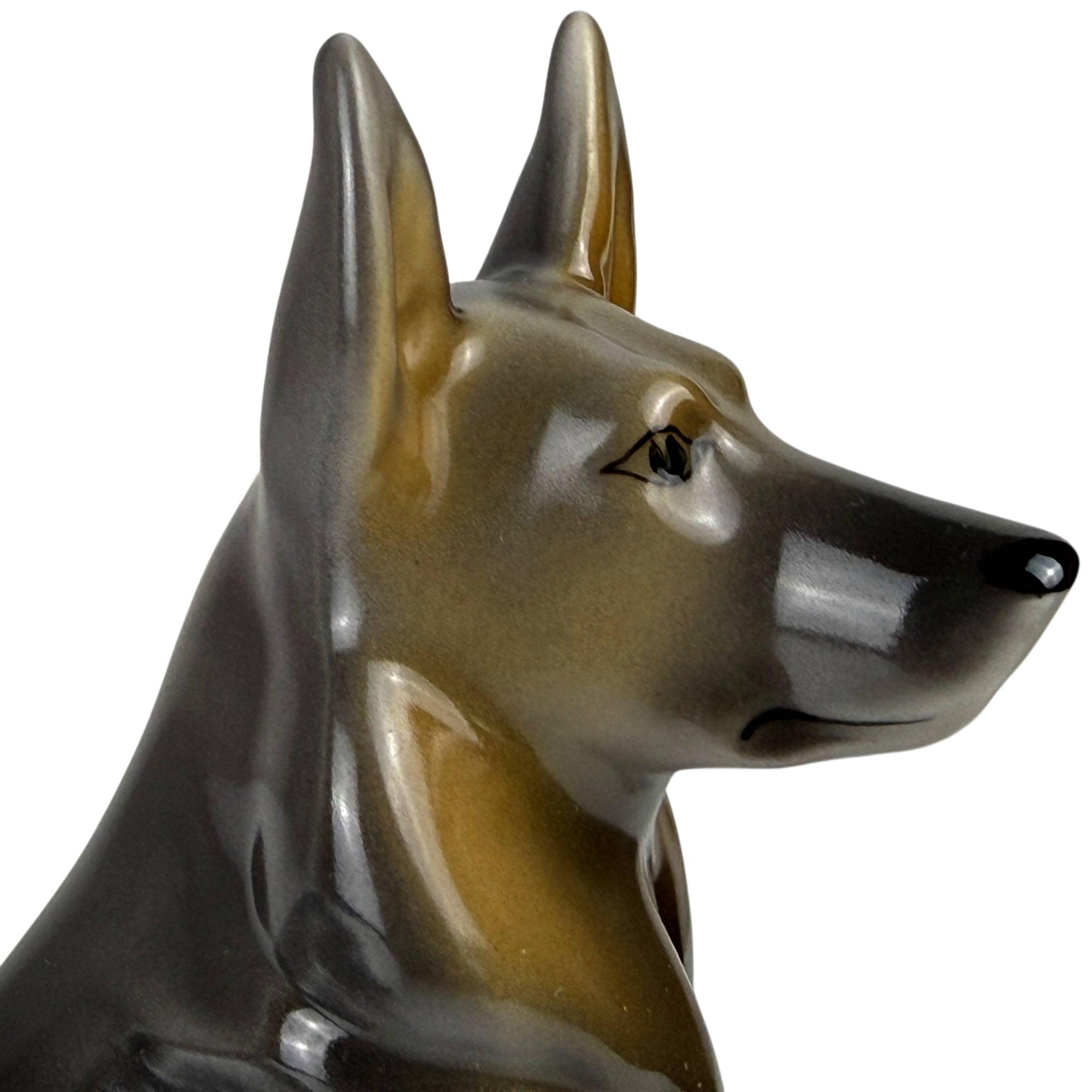 close up of Hollóháza Alsatian Dog Porcelain Figurine