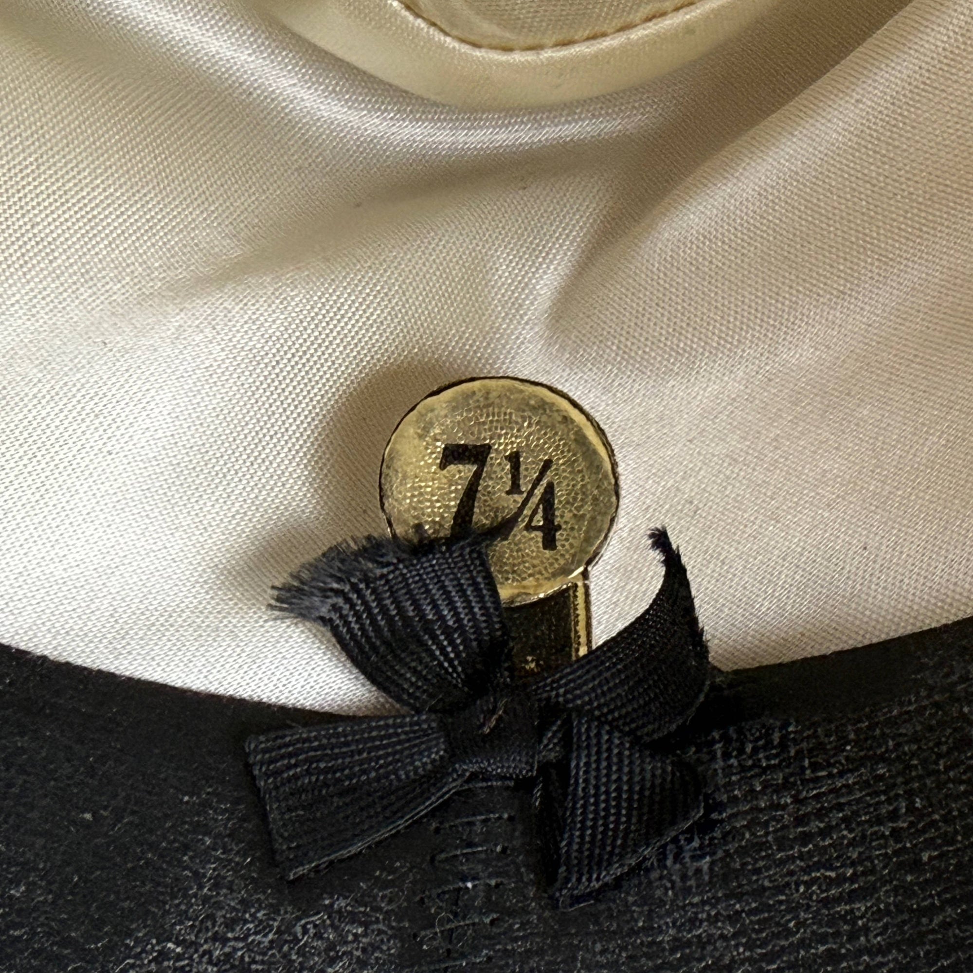foil keyhole stetson size tag
