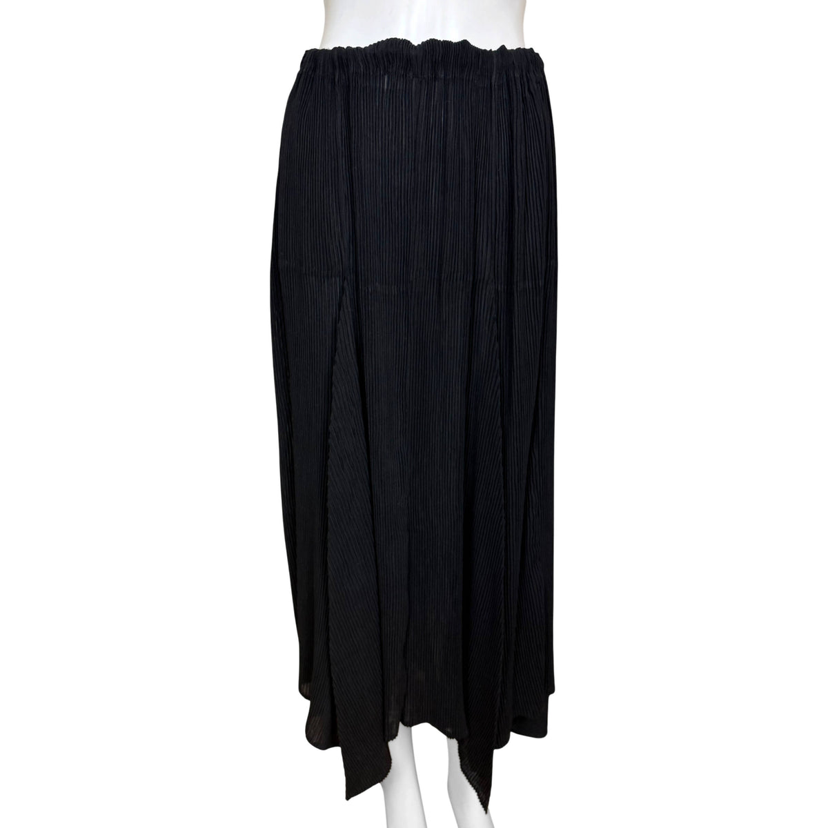Vintage 1996 Issey Miyake black pleated asymmetrical skirt front view