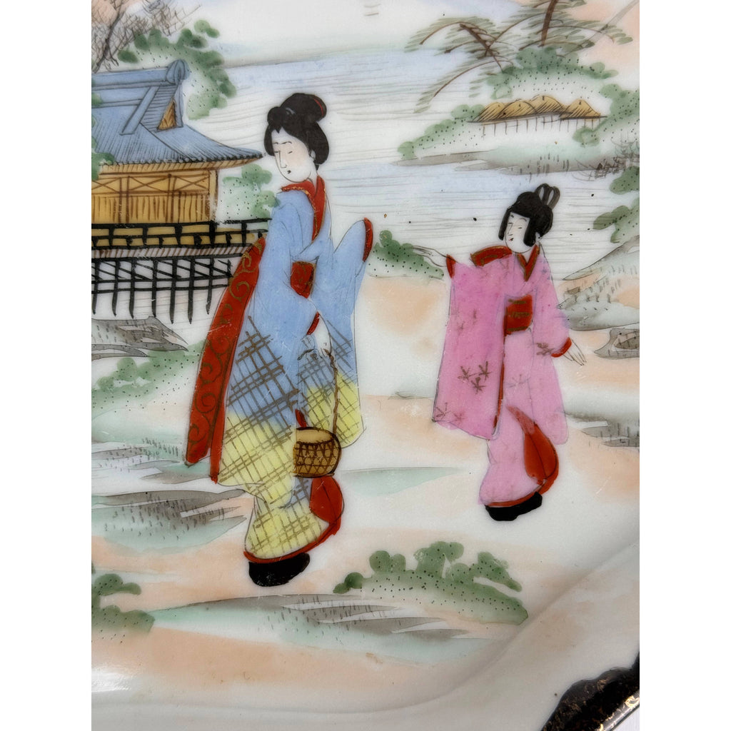 Meiji Kutani bijin figures in kimono