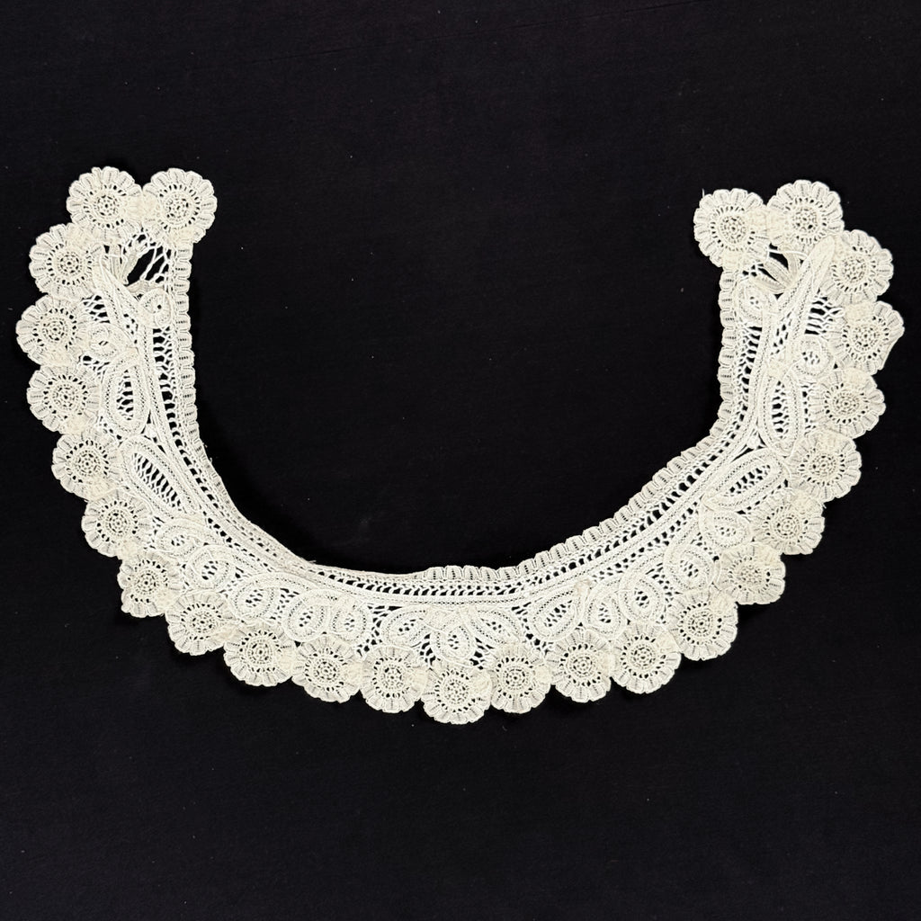 1910s lace collar
