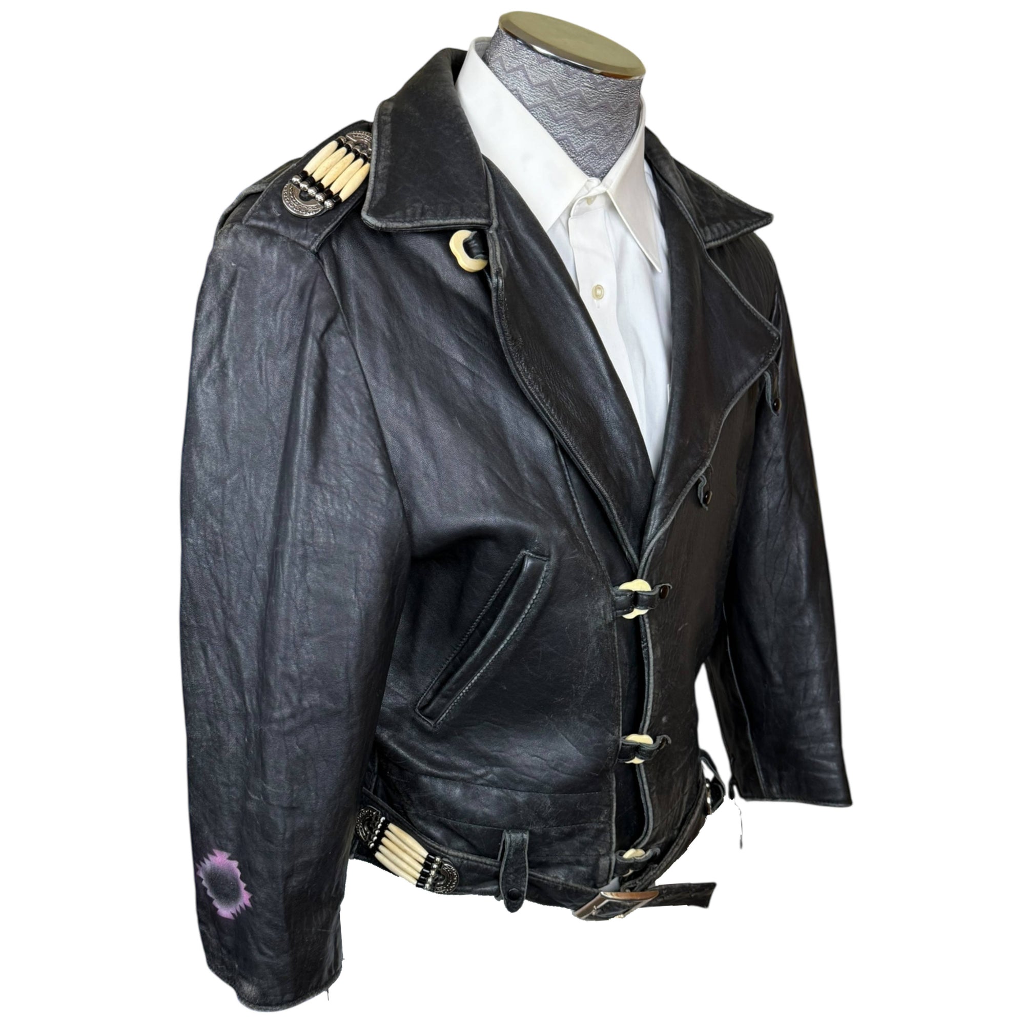 side view of Vintage 1980s Native American Inspired Leather Jacket 
