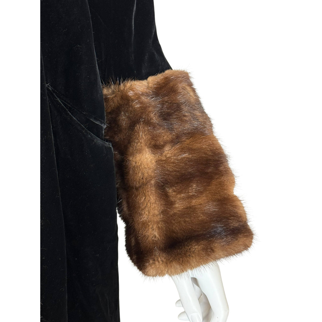 Vintage 1950s Black Velvet Evening Coat w Mink Fur Trim Sz M
