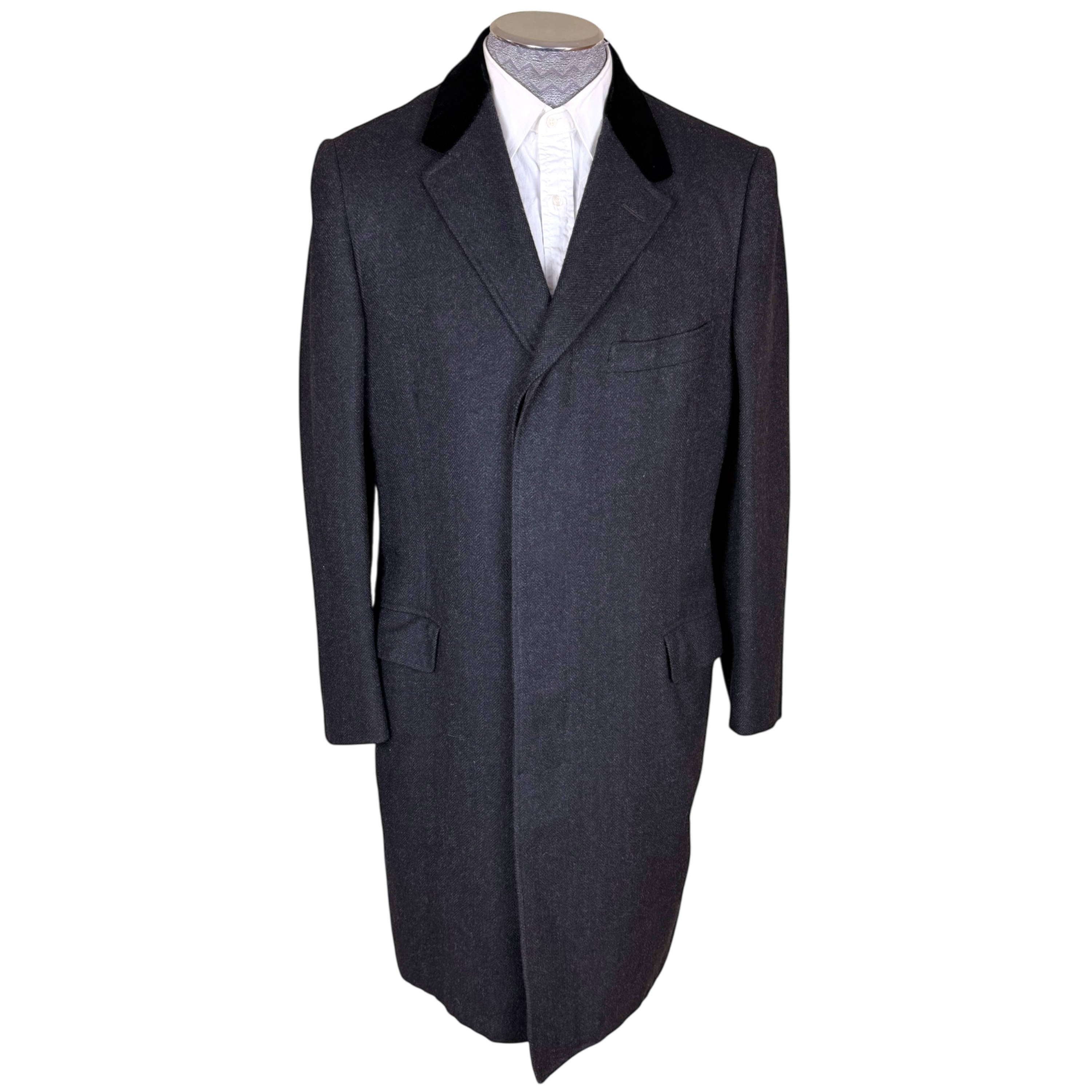 1960s Vintage Chesterfield Overcoat Wool with Velvet Collar Size M